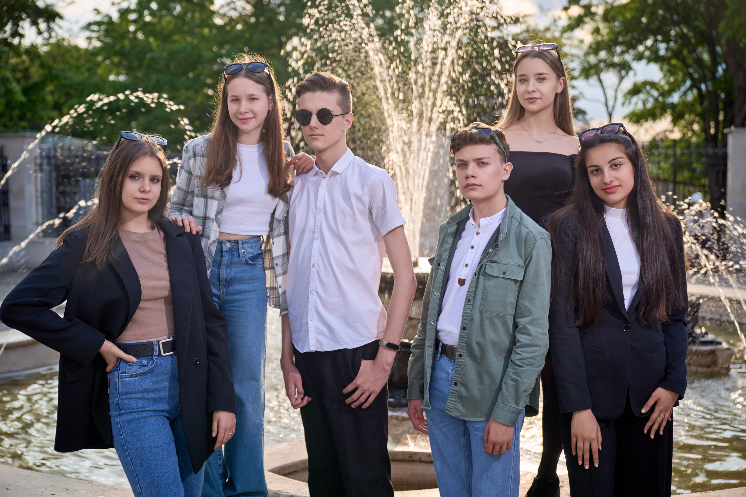 Выпускные альбомы и съемка на улице, плюсы и минусы