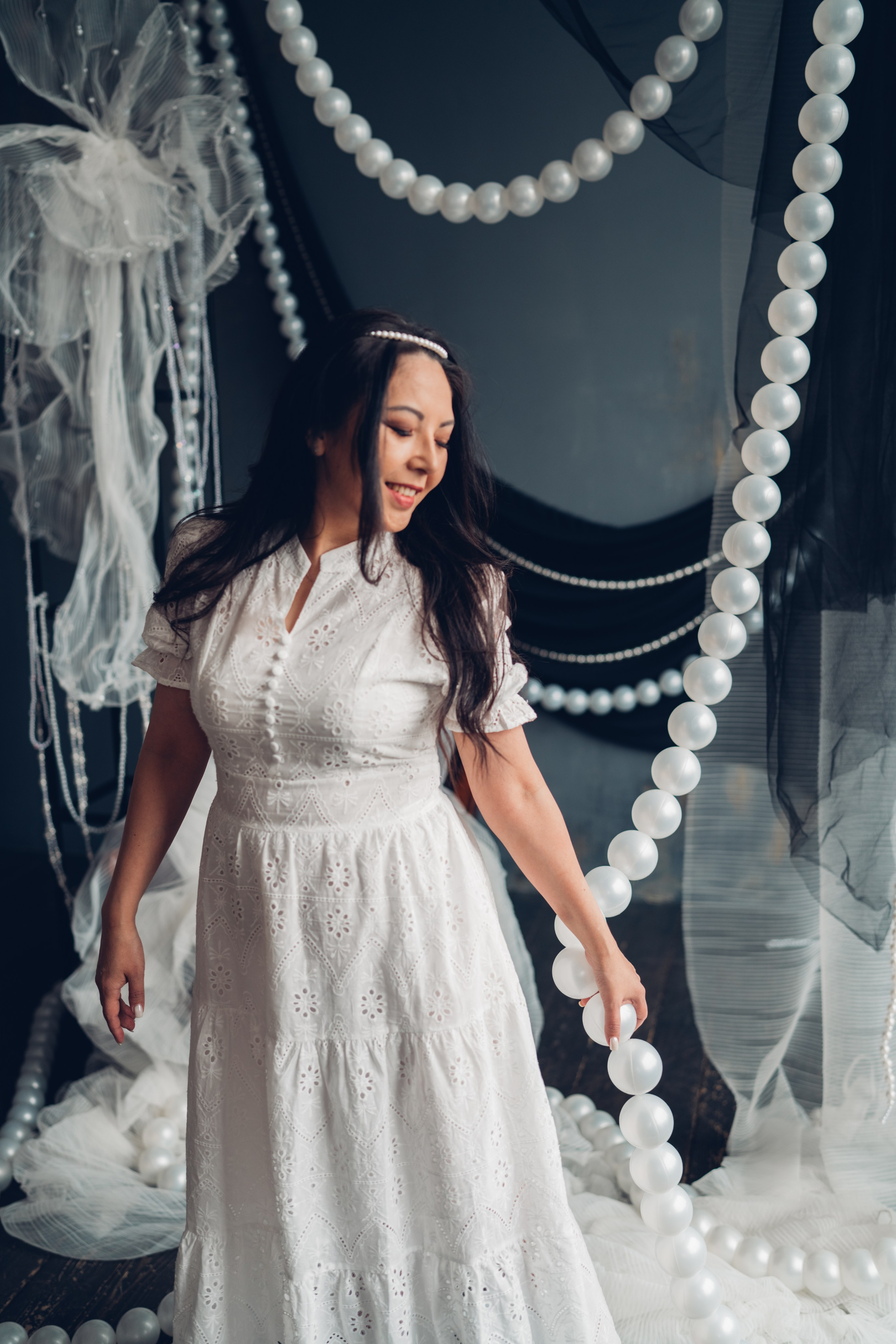 Пока девочки маленькие бусы всегда будут большими…. Профессиональный детский и семейный фотограф в Москве Диля Грошева