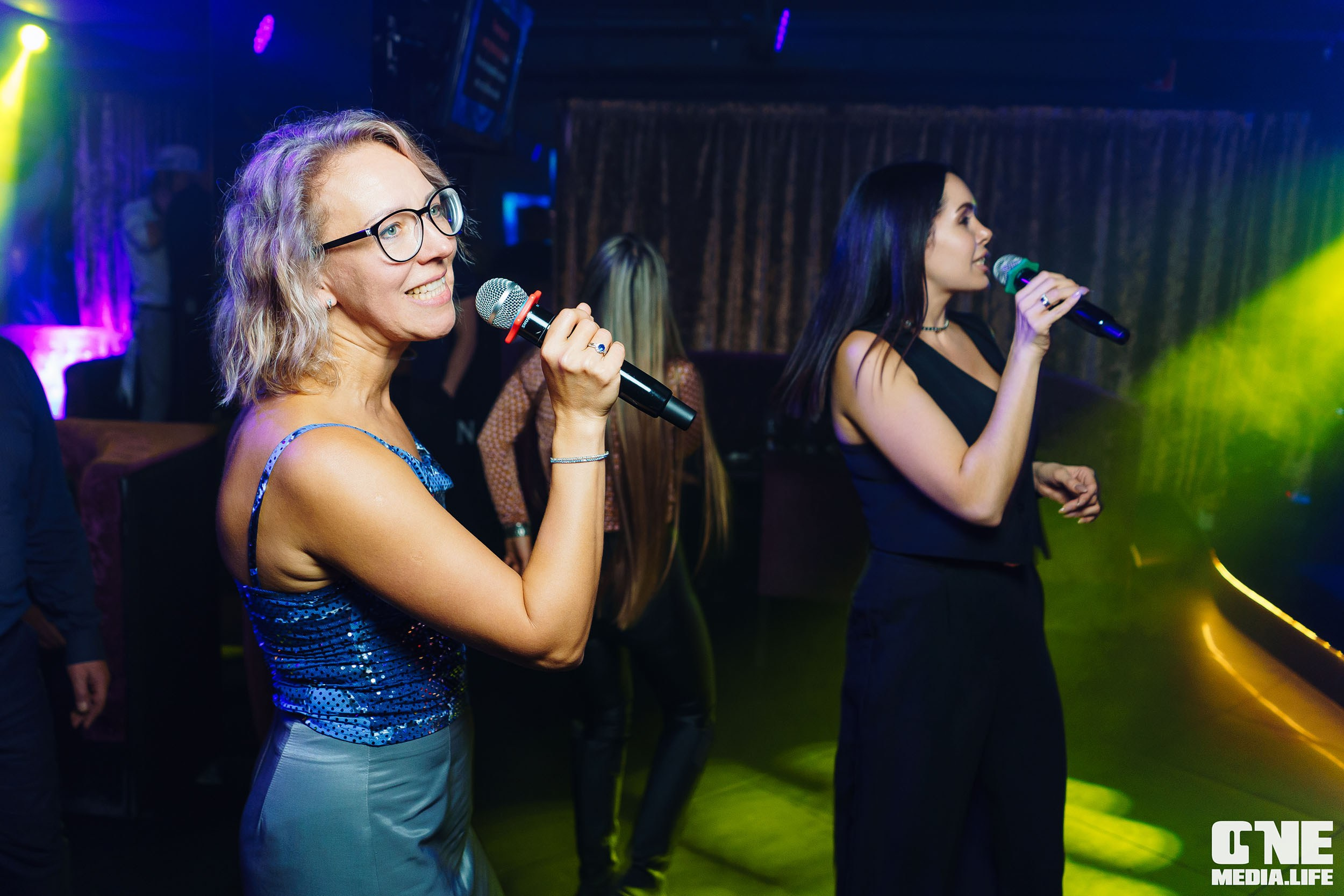 Фоторепортаж из караоке-клуба Эйфория. One Media Life: фоторепортажи, фотоотчеты с мероприятий и заведений