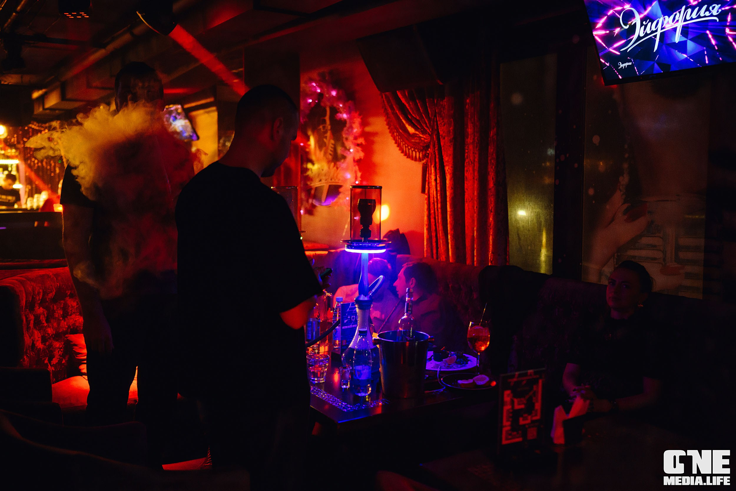Фоторепортаж из караоке-клуба Эйфория. One Media Life: фоторепортажи, фотоотчеты с мероприятий и заведений