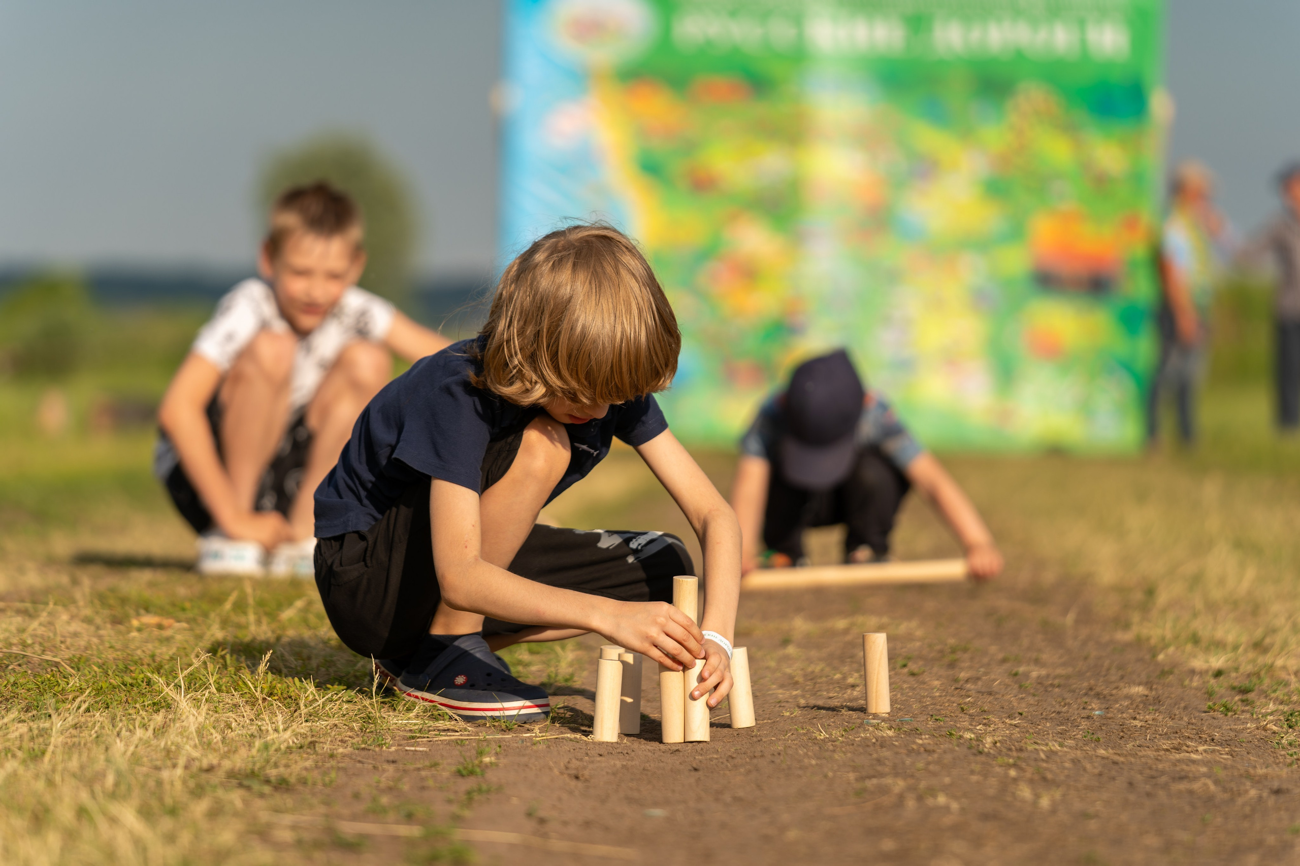 Фотограф на прогулочную фотосессии, фотосъёмка в парке, фотосессии в цветущем саду, студийные фотосессии. «Студия DRONAVT`s» — видеосъёмка и фотография г. Москва