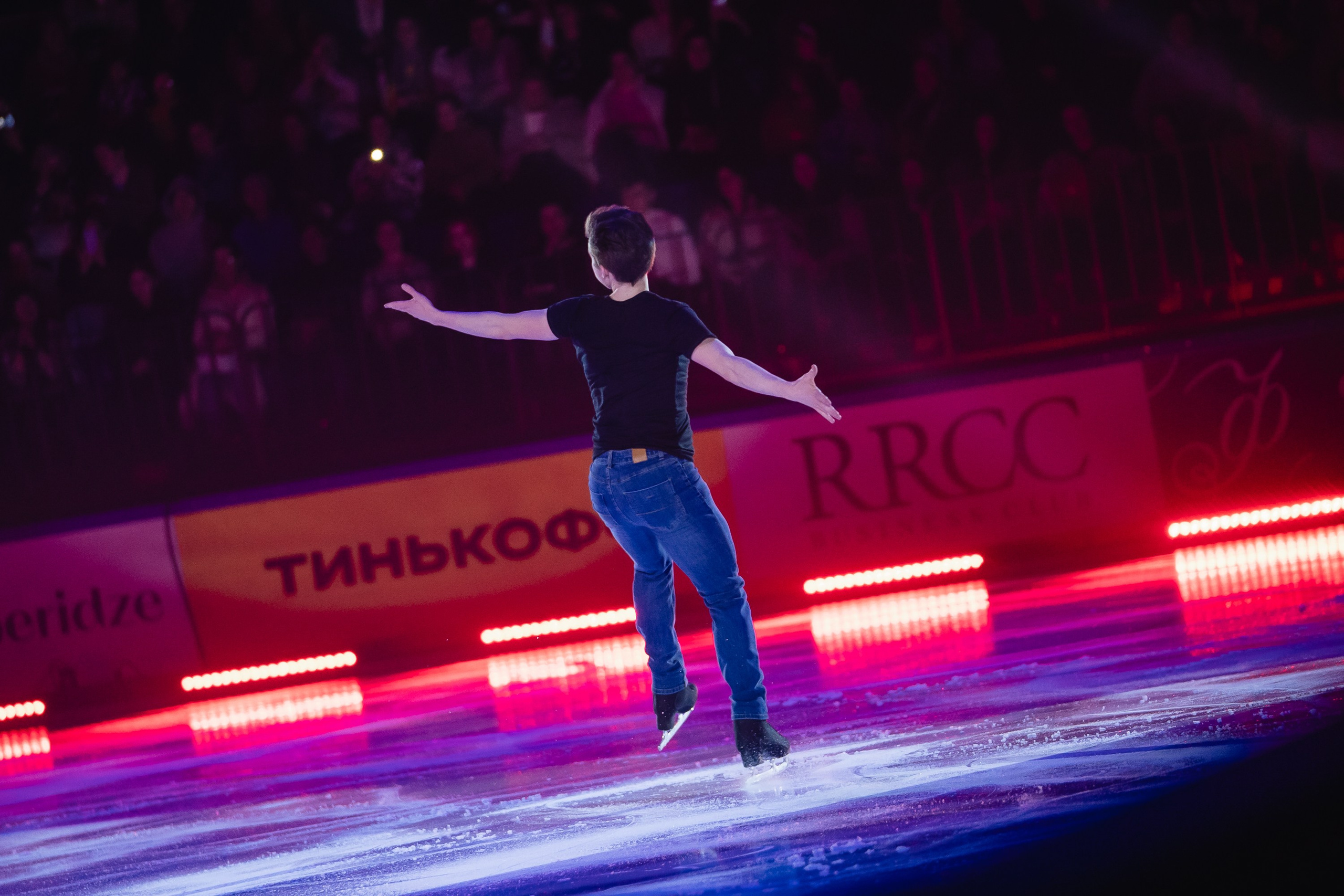 Шоу «Чемпионы на льду» в Новосибирске. Воробьева Ксения — Спортивный и танцевальный фотограф Новосибирск