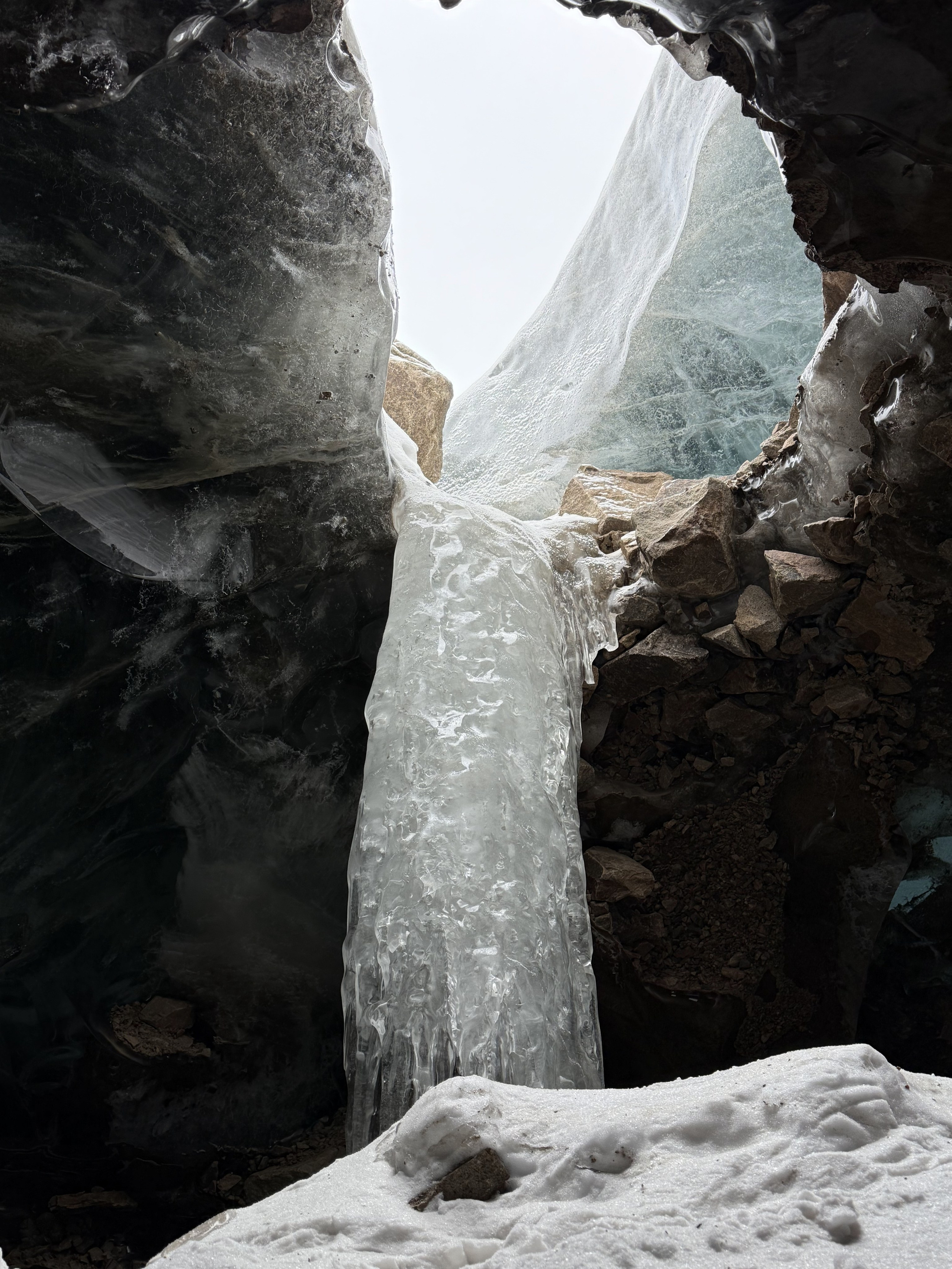 Ледник Богдановича в Алматы, Казахстан