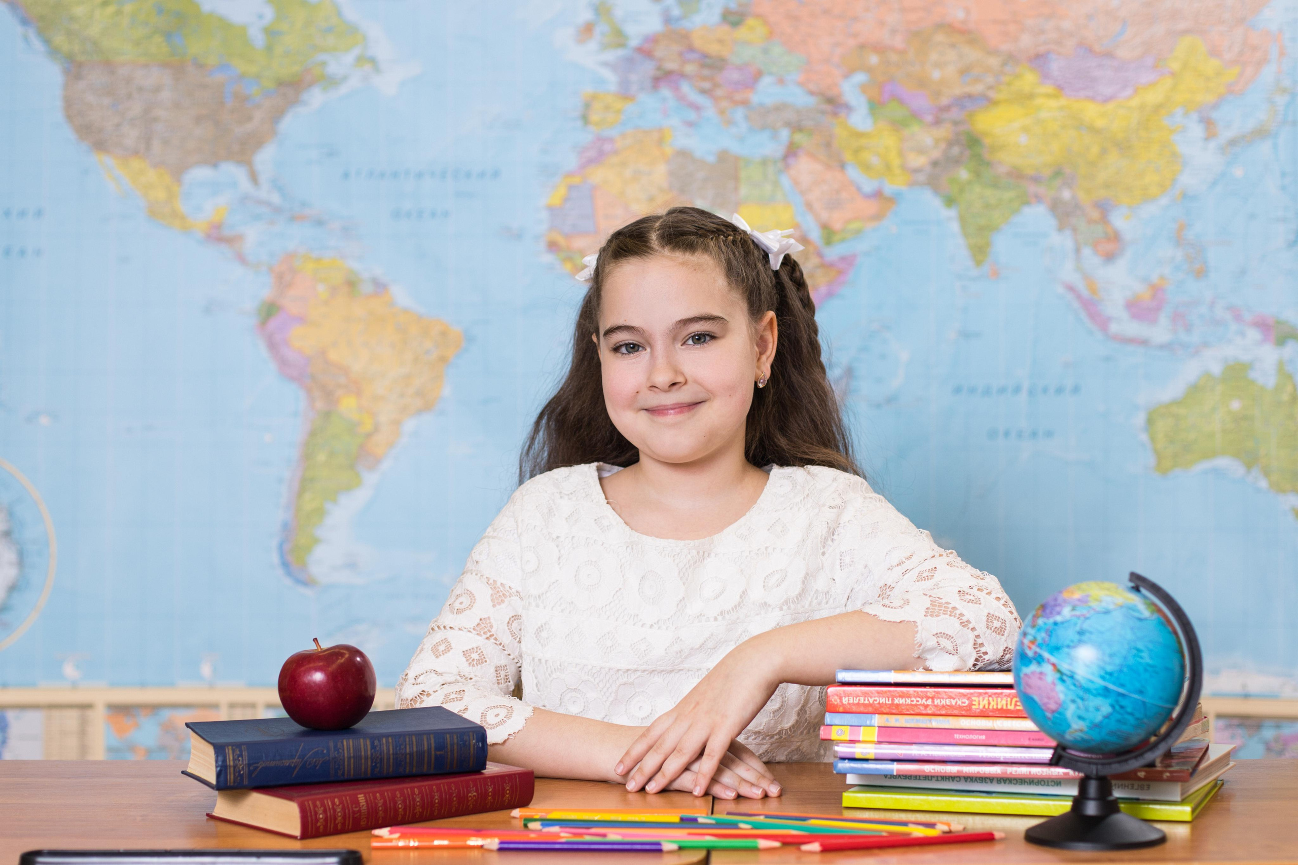 800 руб портретная фотосессия каждого ученика. ВЫПУСКНЫЕ АЛЬБОМЫ для детского сада и школы Санкт-Петербург и Лен. область