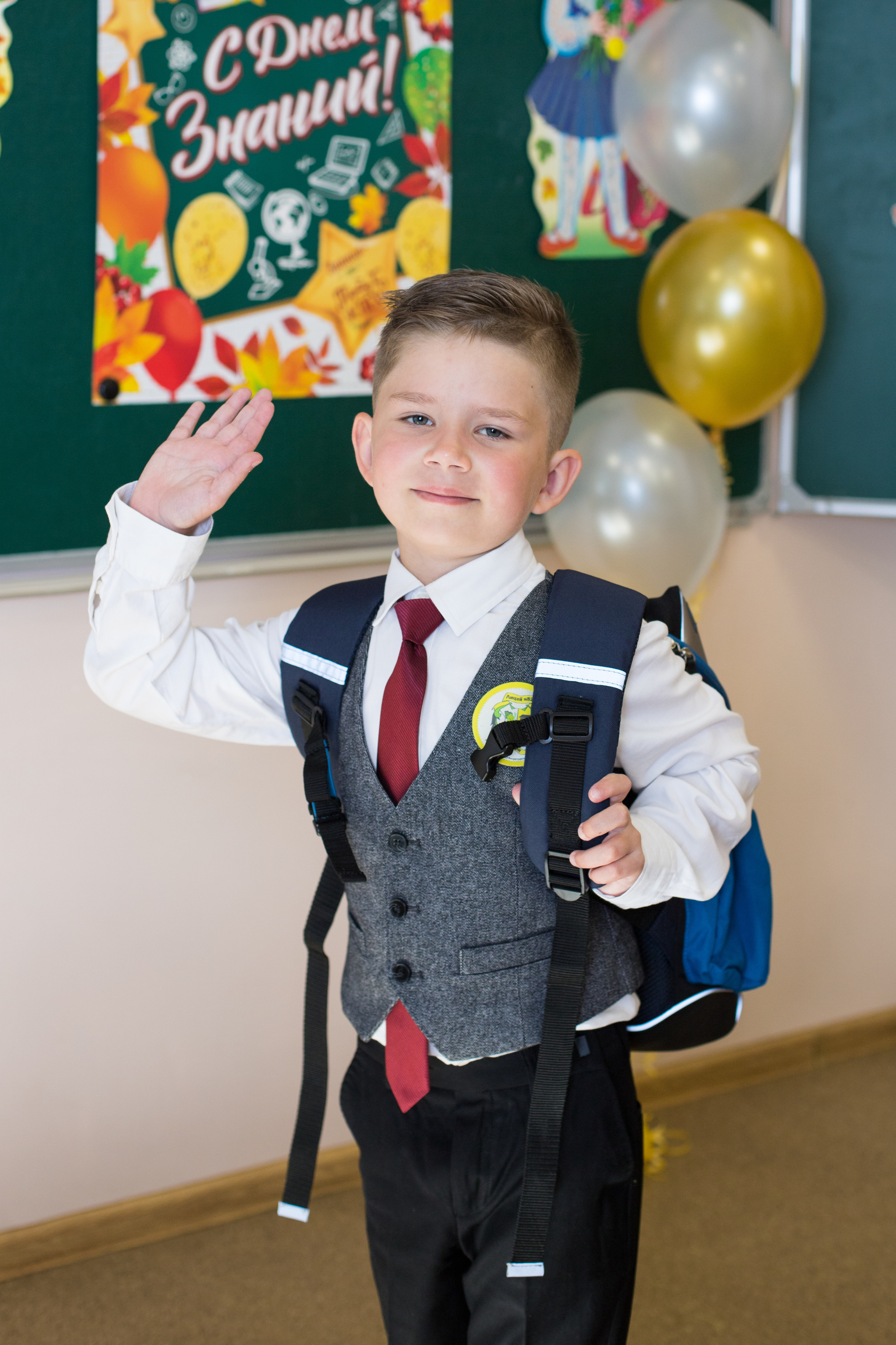 800 руб портретная фотосессия каждого ученика. ВЫПУСКНЫЕ АЛЬБОМЫ для детского сада и школы Санкт-Петербург и Лен. область