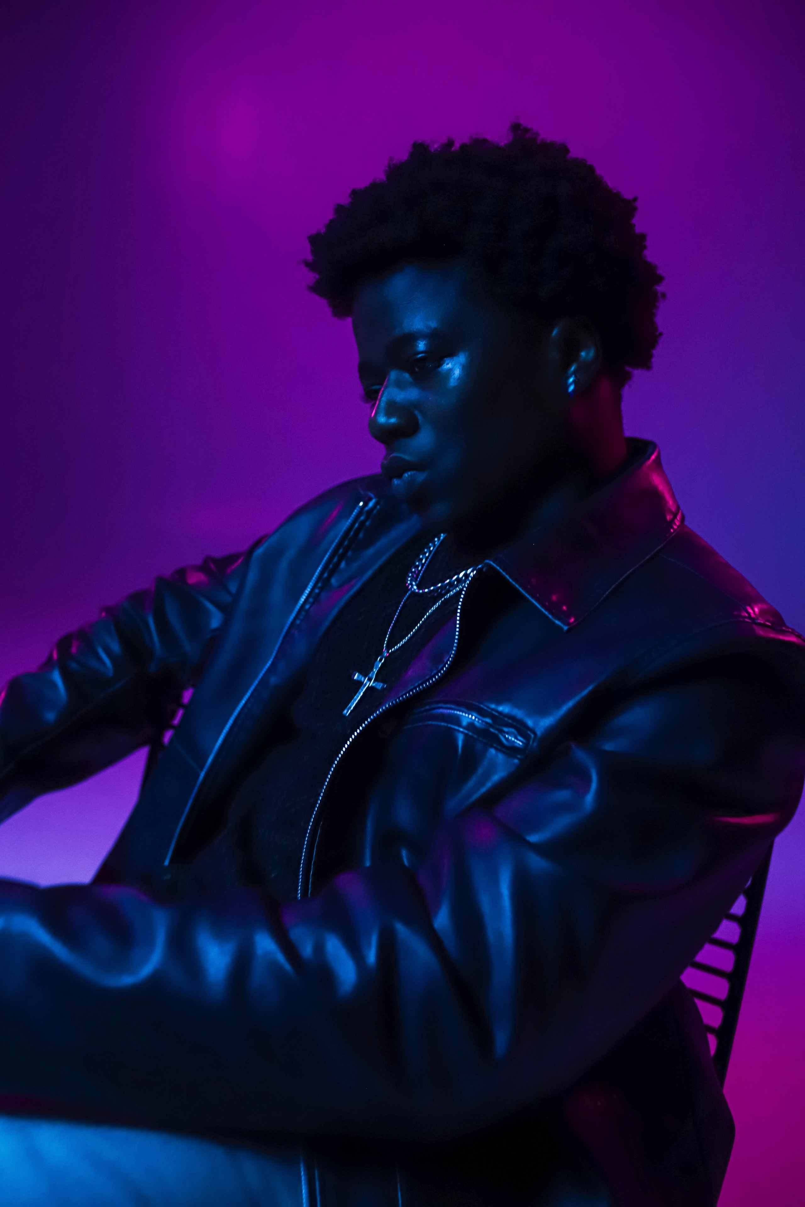 Новосибирск. Коммерческий фотограф для маркетплейсов Wildberries и Ozon в Новосибирске — фото и видео для брендов