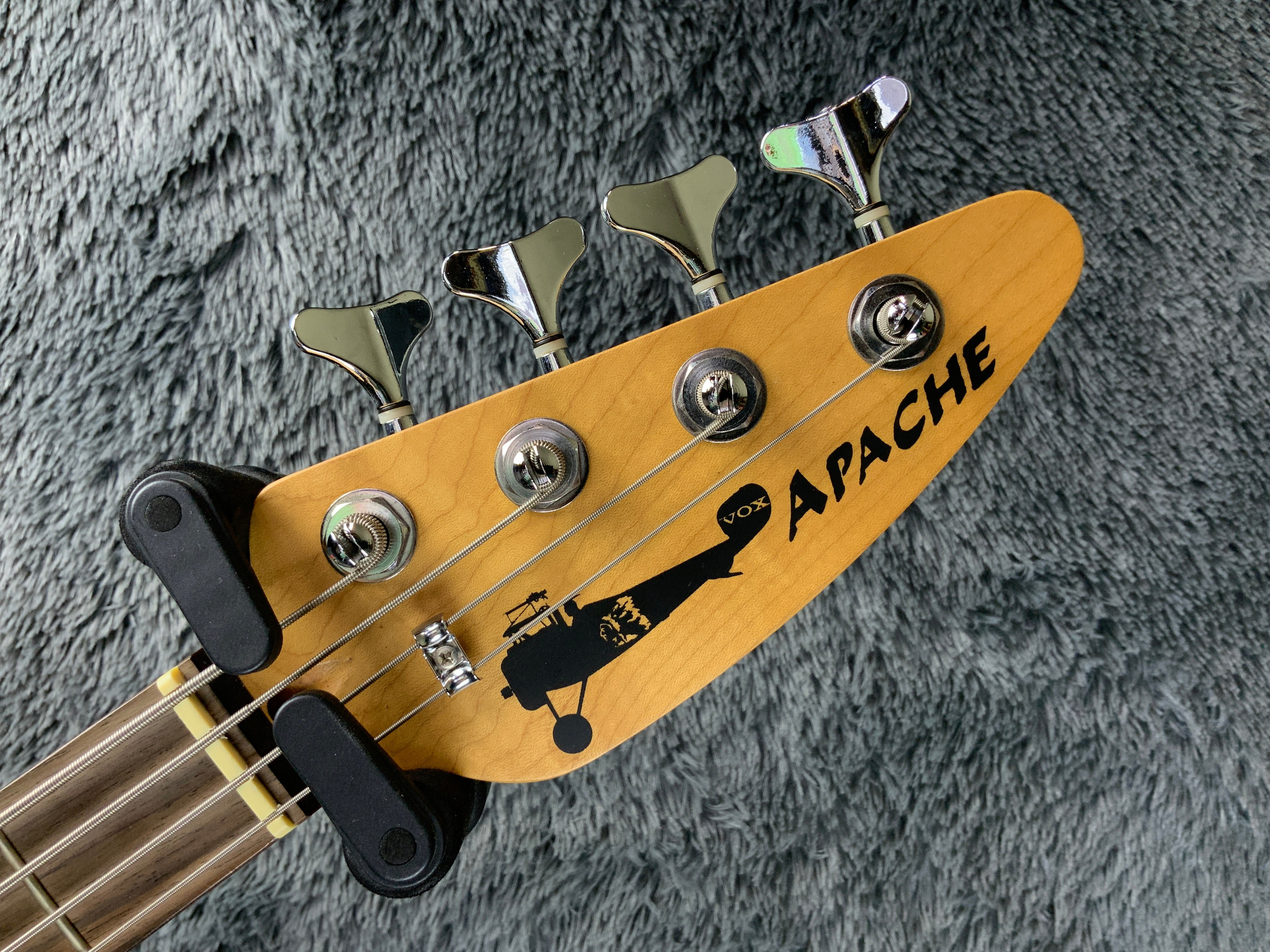 Vox Apache-2B