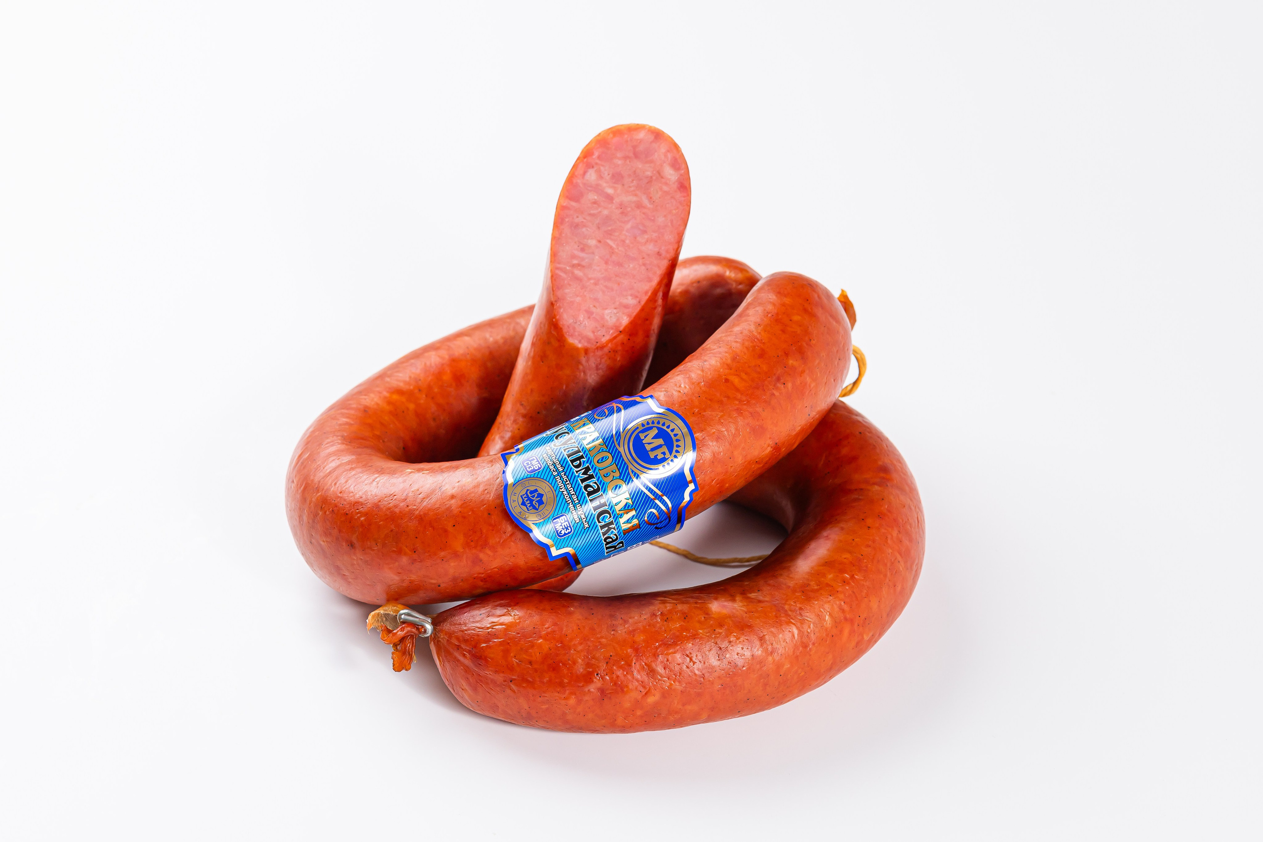 Фото на белом фоне для каталога бренда Максимовский продукт. Рекламный фуд фотограф и видеограф в Астане Алина Лысенко