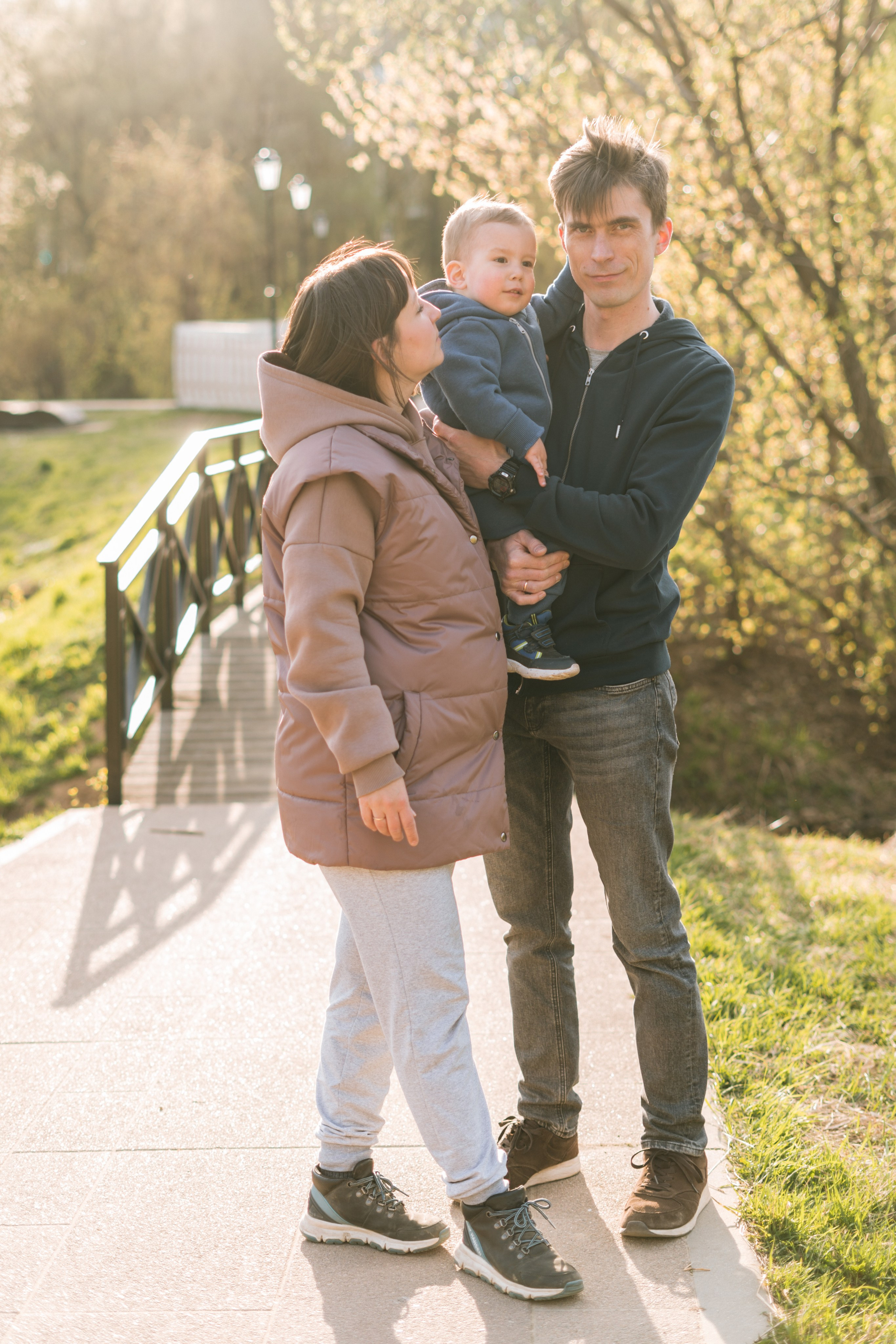 Семейная прогулочная фотосессия в Самаре. Семейный фотограф Ольга Мишустина в Самаре