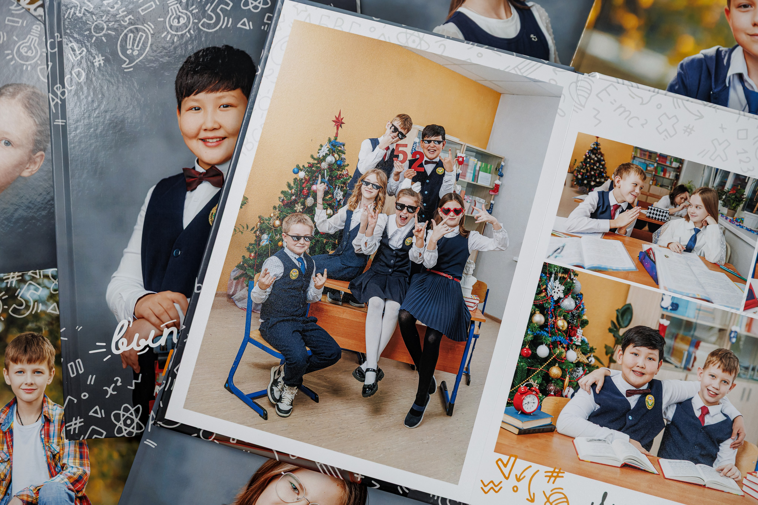 Выпускные альбомы 4 класс. Семейный и детский фотограф Комина Елена, Власиха, Одинцово