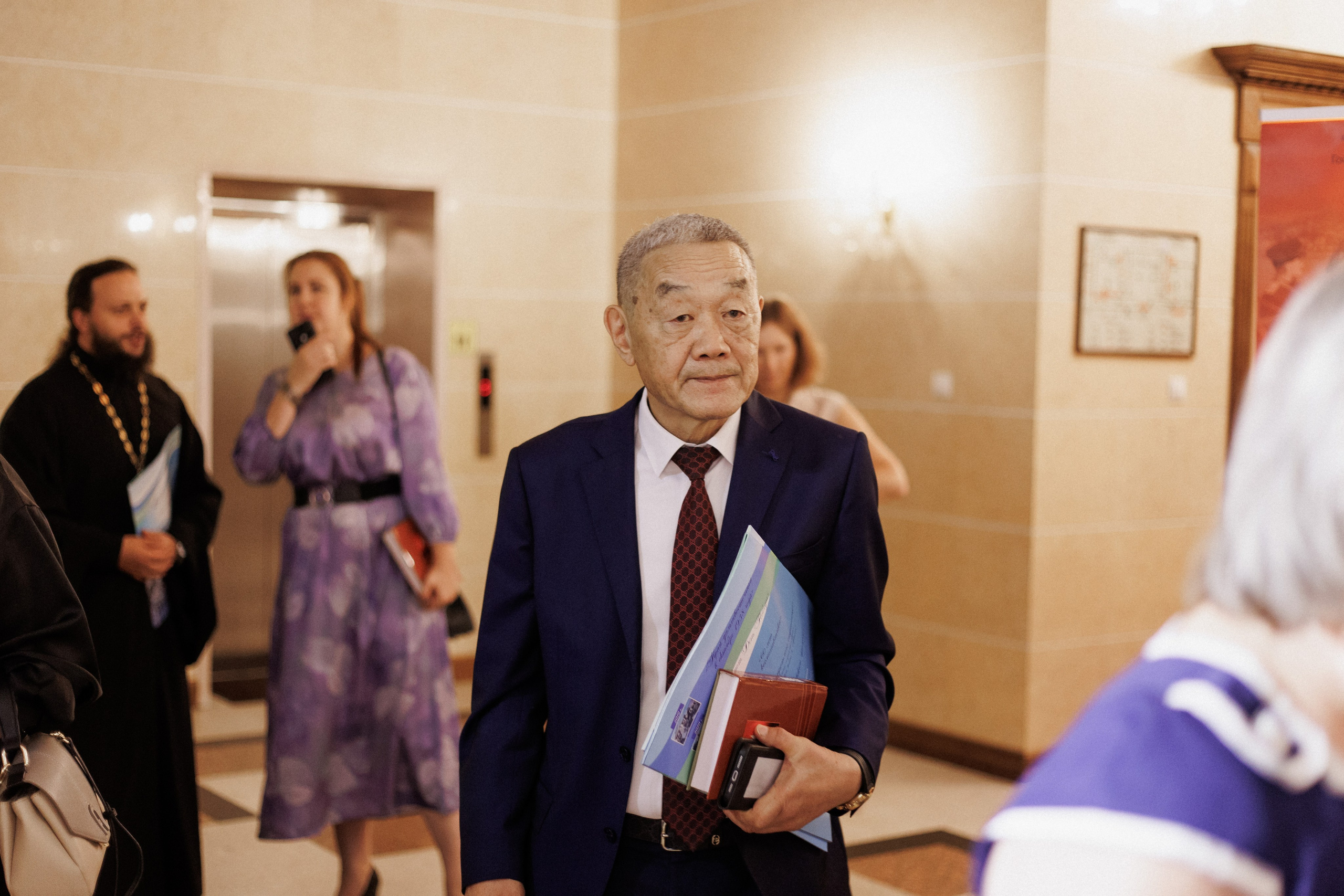 ПРЕЗЕНТАЦИЯ КНИГИ — 80 ЛЕТ ПОБЕДЫ. СВОИ. ФОТООТЧЕТЫ-СОБЫТИЯ-МЕСТА