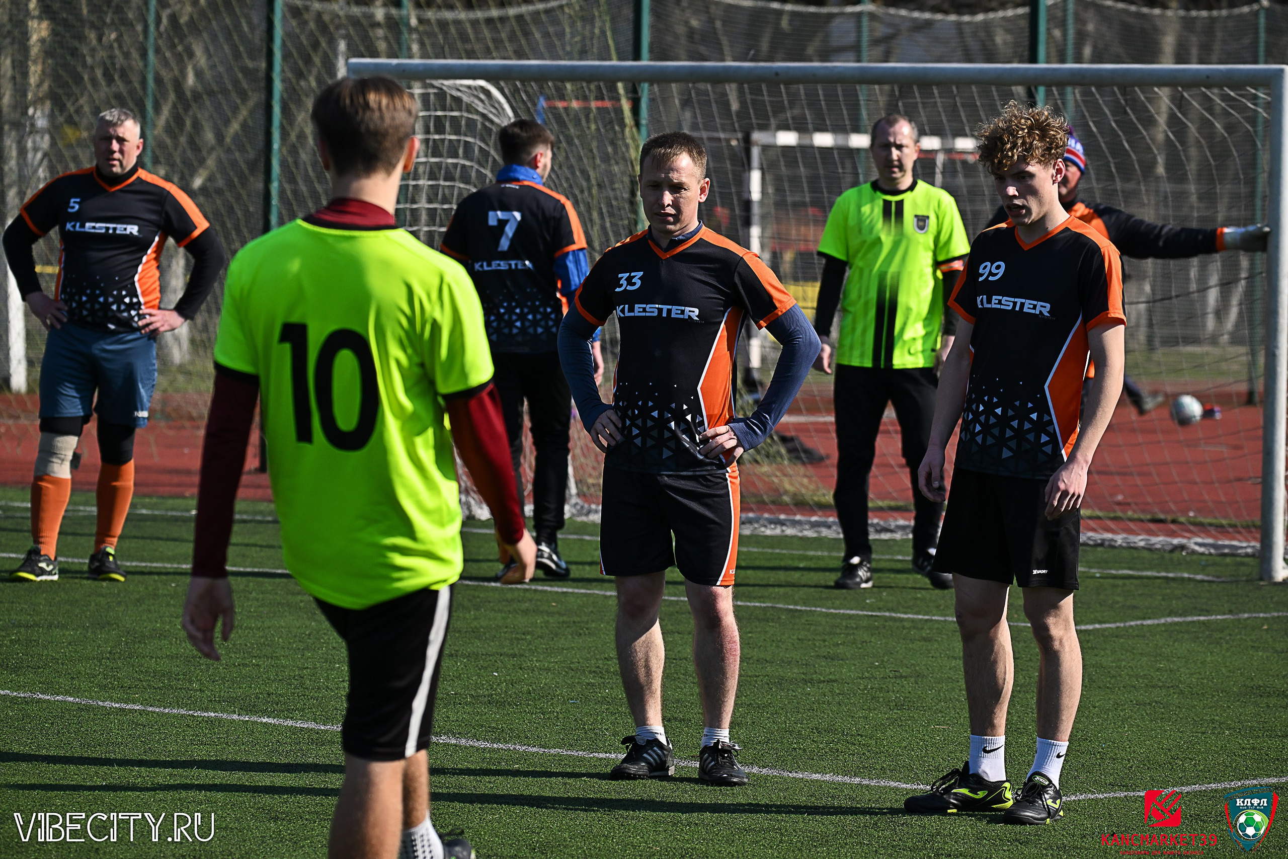 XX ЧЕМПИОНАТ КАЛИНИНГРАДСКОЙ ЛФЛ КАНЦМАРКЕТ39 сезона 2024–2025 гг. VIBECITY.RU Вайб Сити Ру Фоторепортажи Фотоотчеты Калининград