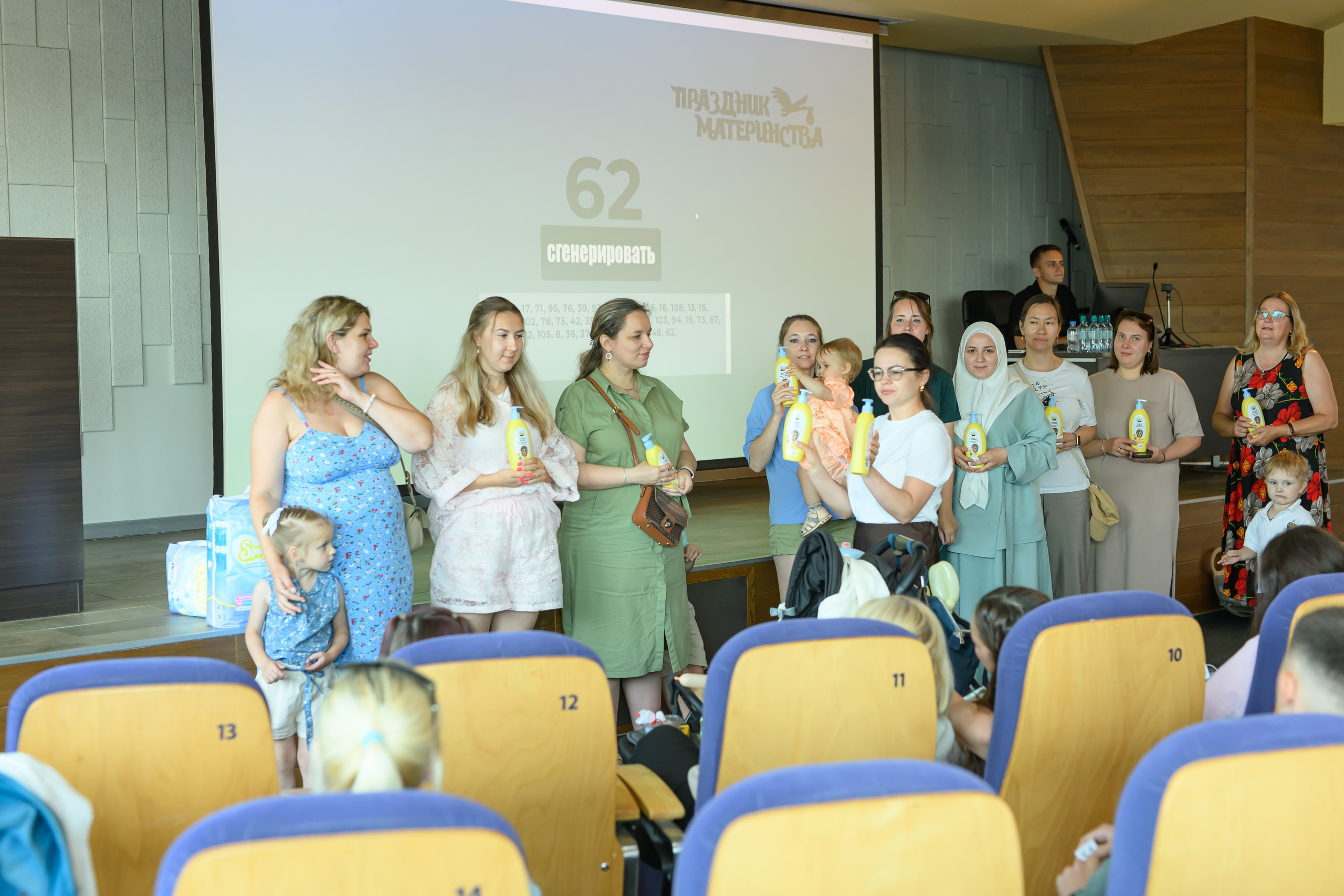 Праздник материнства. Профессиональный фотограф Елена Красилина г.Ярославль, г. Рыбинск