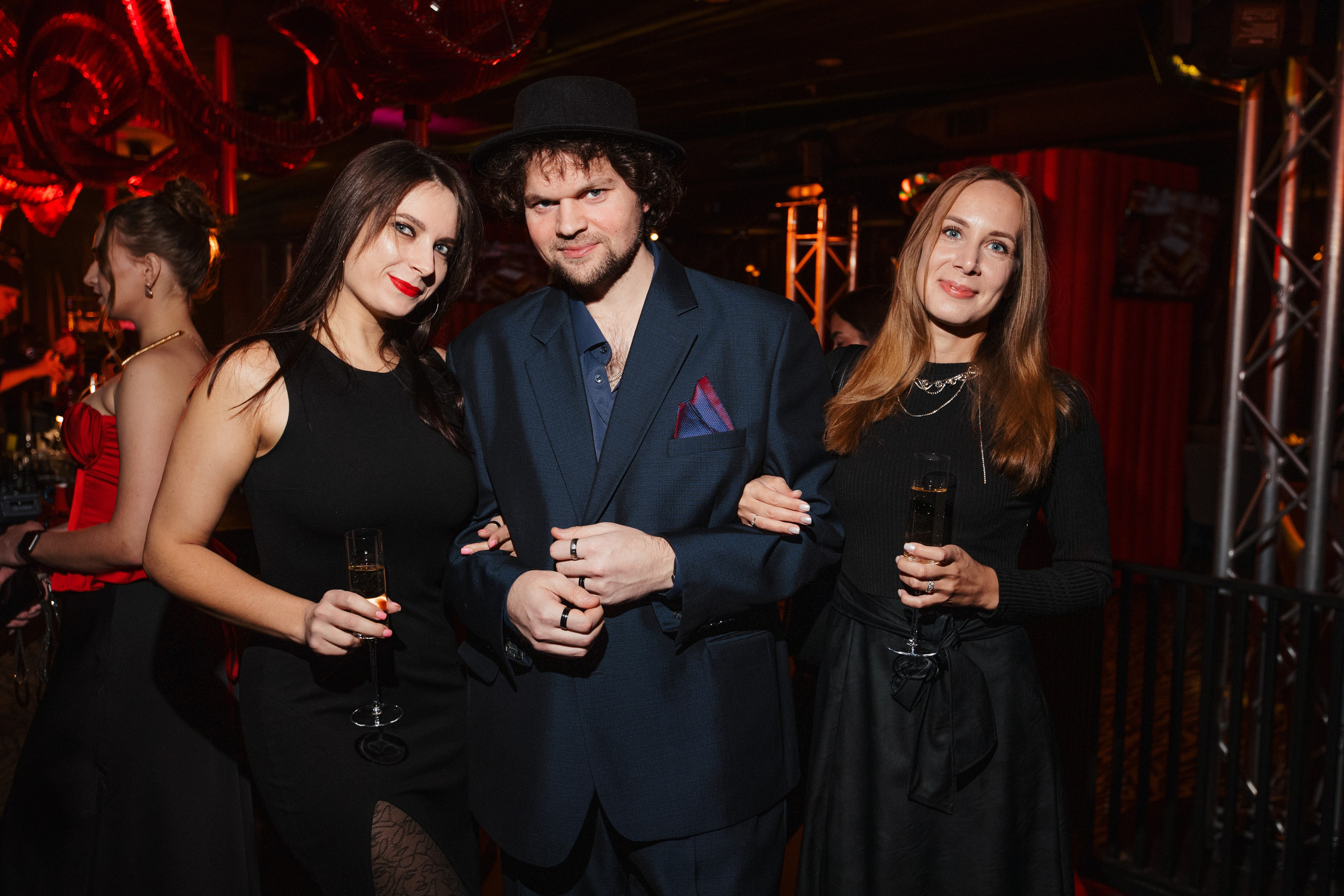 LA FAMIGLIA — SOLOVI — 1 YEAR. СВОИ. ФОТООТЧЕТЫ-СОБЫТИЯ-МЕСТА