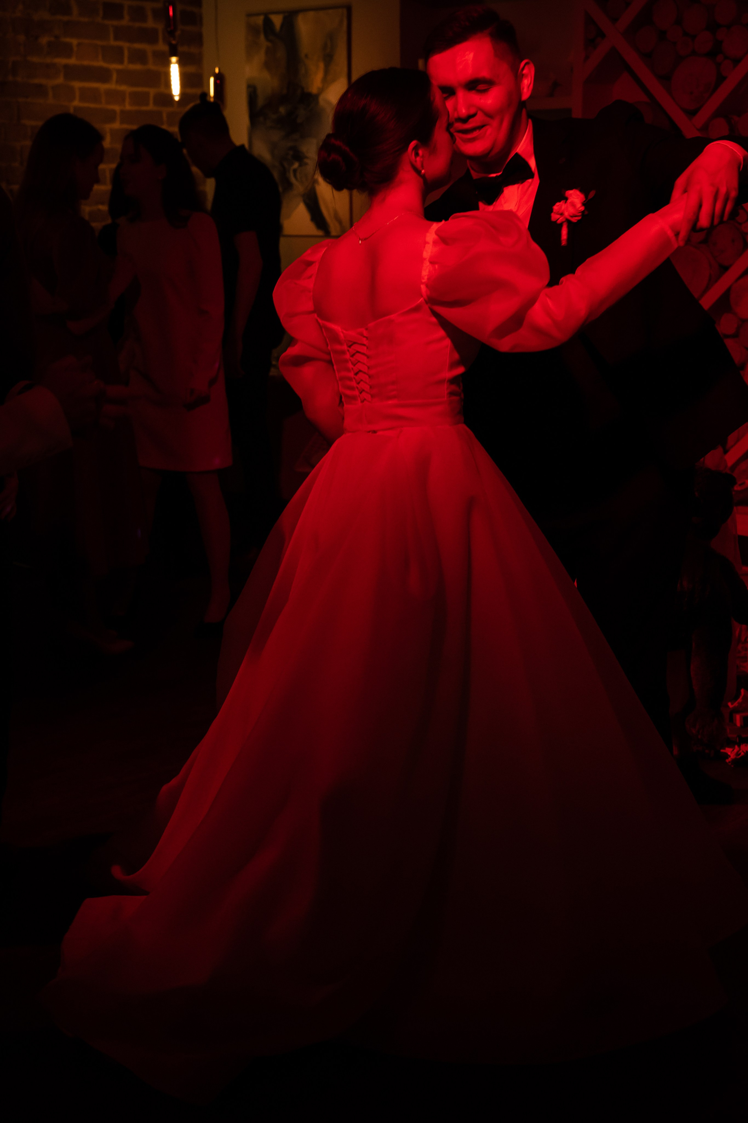 Свадебный фотограф СПб Цена Качество Профессионал Комфорт Радость. ФОТОГРАФ РАДОСТИ Фотосессия в студии СПб. Портретный фотограф — Юрий Торлопов