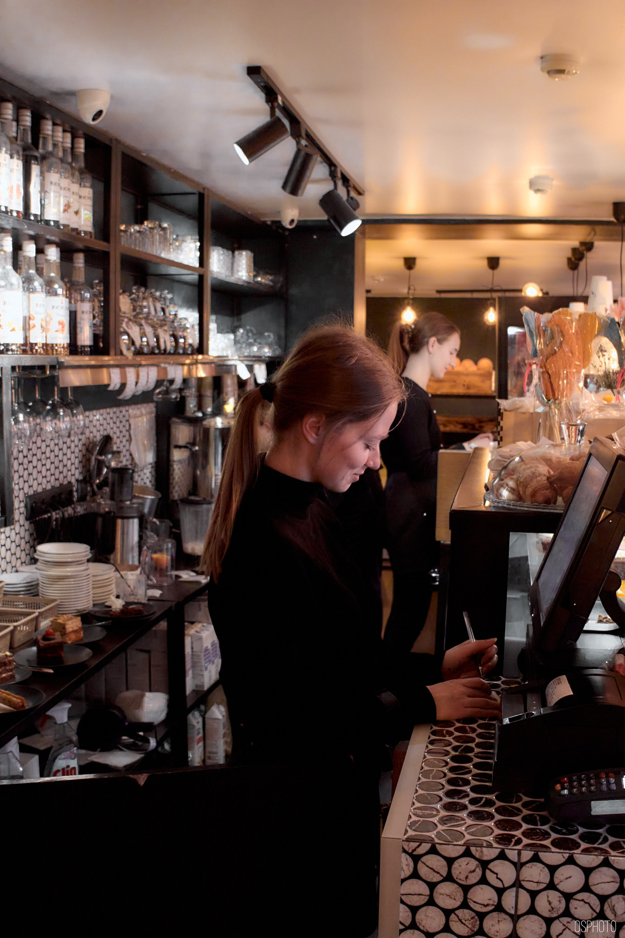 Псков. Ноябрь. Фотографъ Сергѣевъ. Поймать мгновеніе