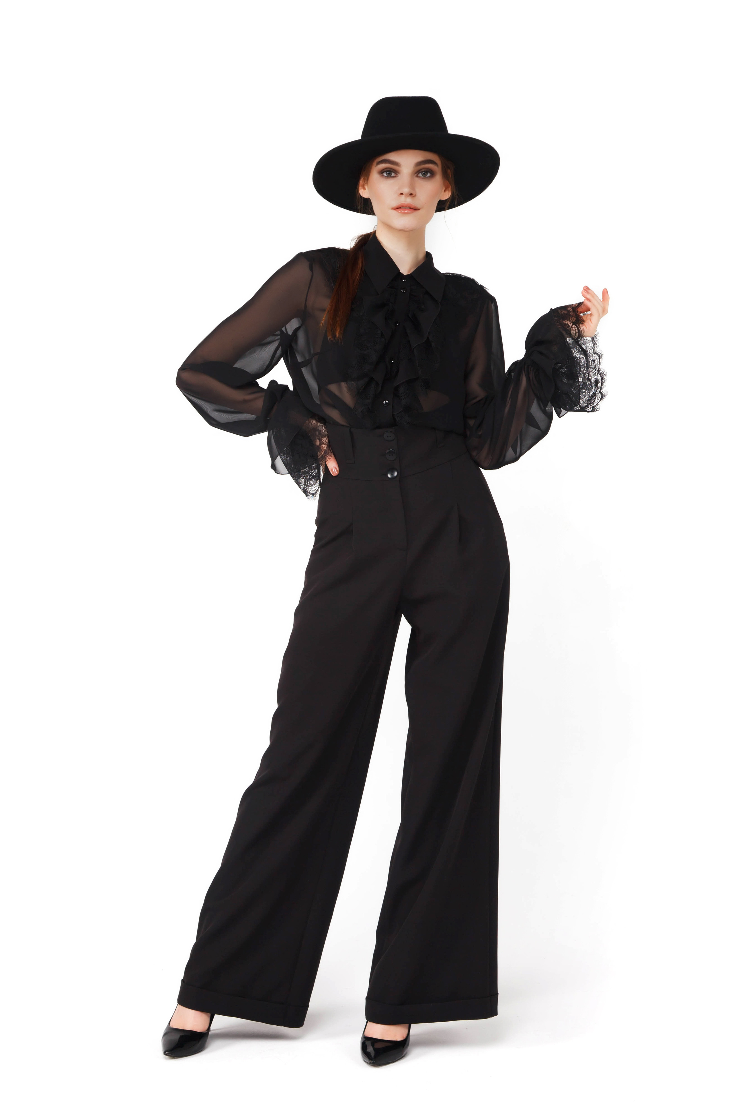 Фотосъемка дизайнерской одежды для интернет магазинов Wildberries.ru и. AGarte: фото- и видео съемка в СПб и Москве