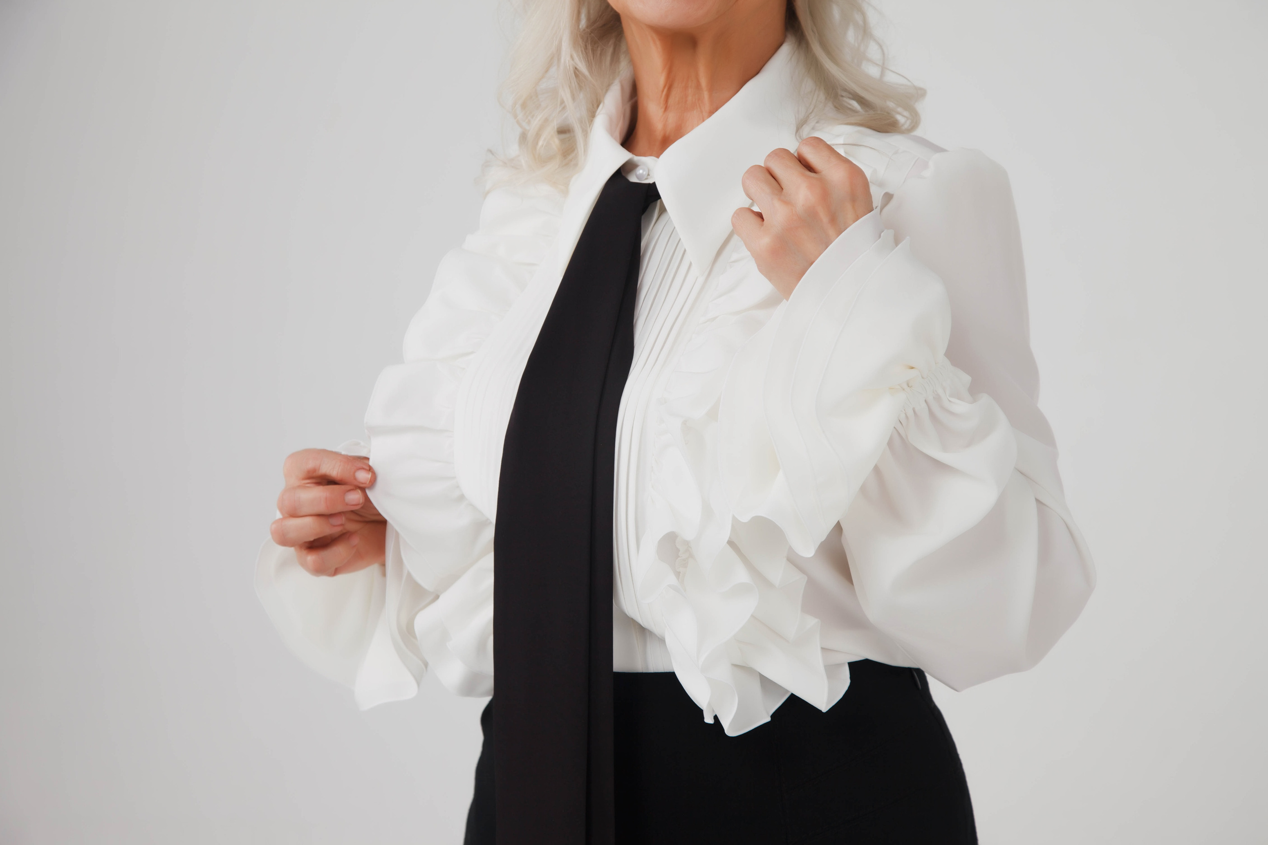 Фотосъемка дизайнерской одежды для интернет магазинов Wildberries.ru и. AGarte: фото- и видео съемка в СПб и Москве