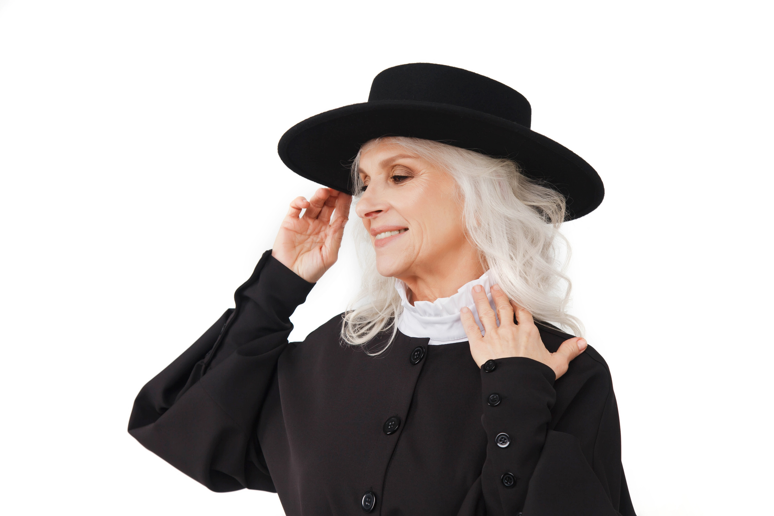 Фотосъемка дизайнерской одежды для интернет магазинов Wildberries.ru и. AGarte: фото- и видео съемка в СПб и Москве