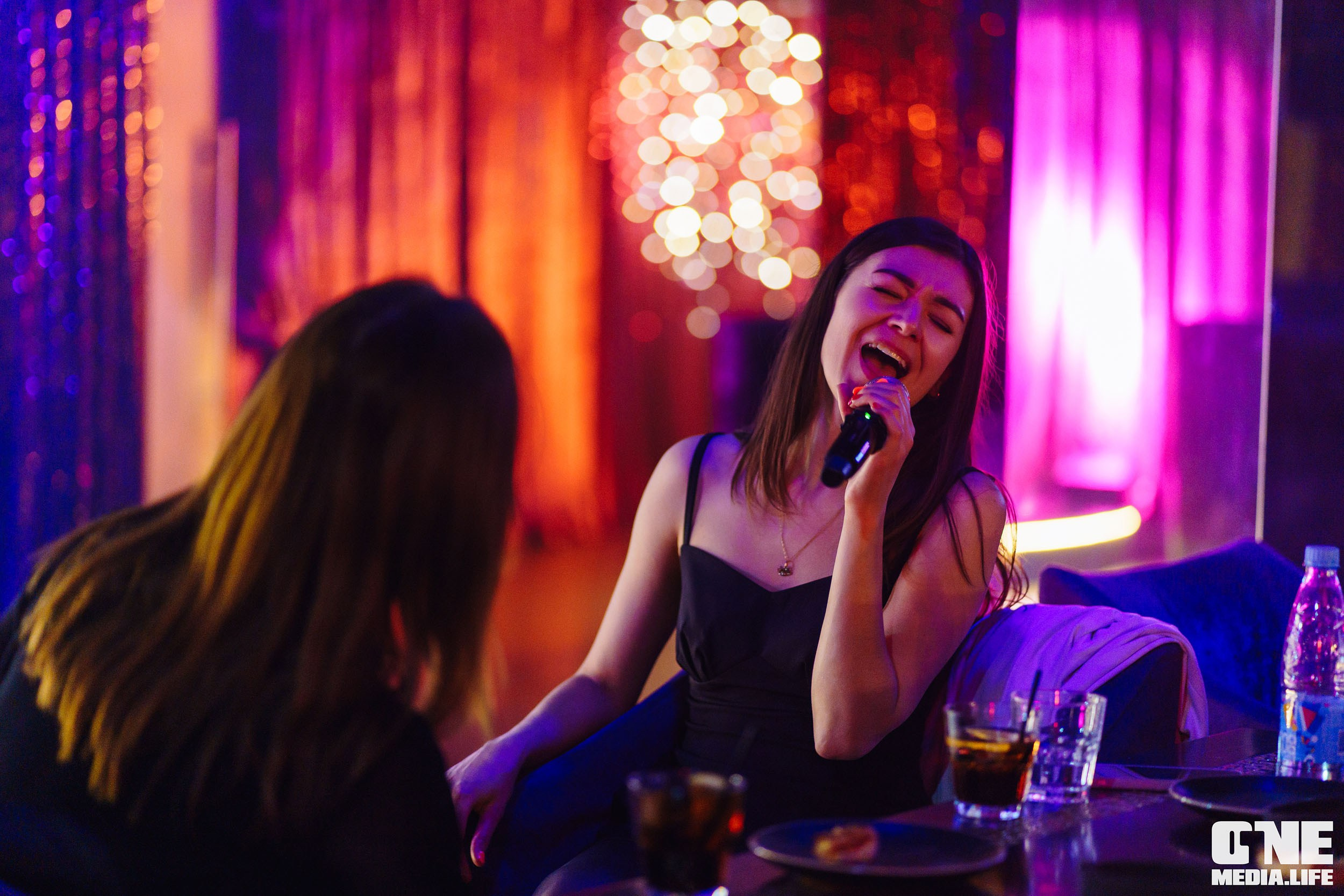 Фоторепортаж из караоке-клуба Эйфория. One Media Life: фоторепортажи, фотоотчеты с мероприятий и заведений