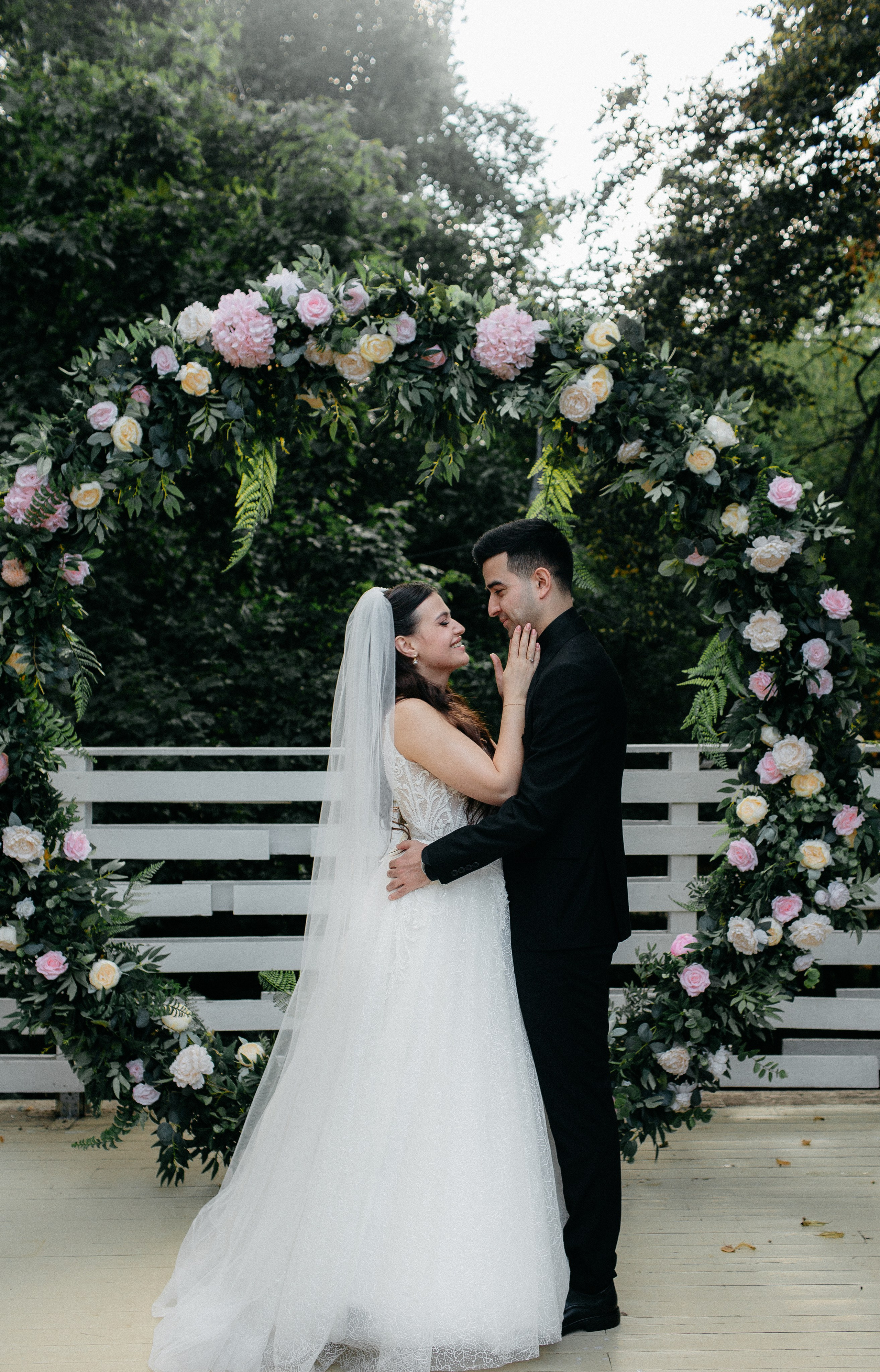 Выездная церемония на свадьбе