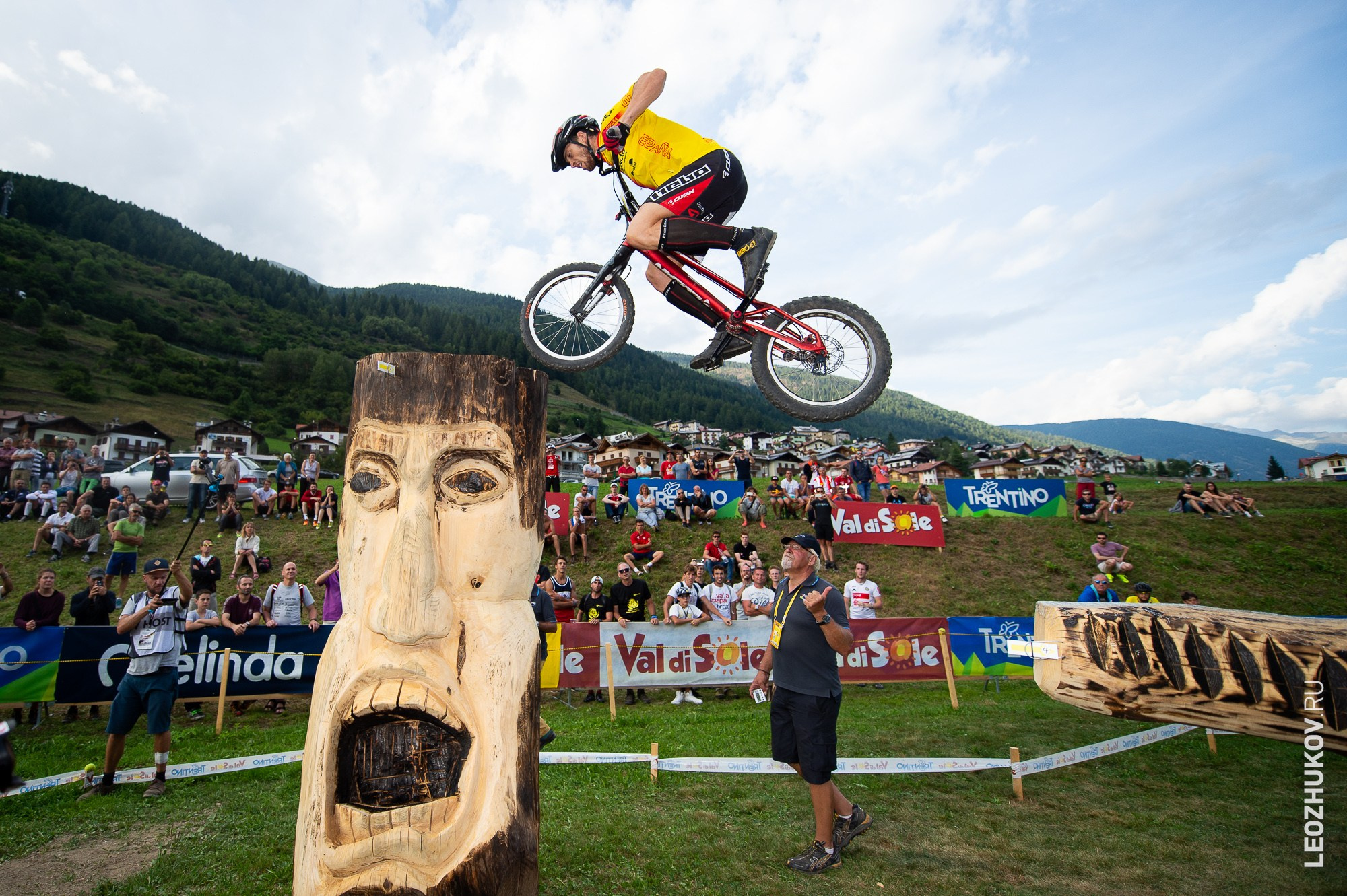 UCI Trials World Championships 2016 — finals. Sports photographer Leonid Zhukov