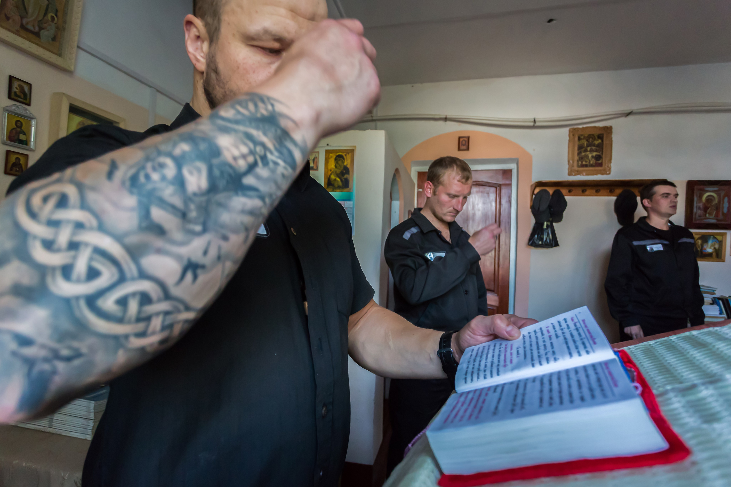 СВЯЗАННЫЕ ОДНОЙ ЗОНОЙ. Контакты