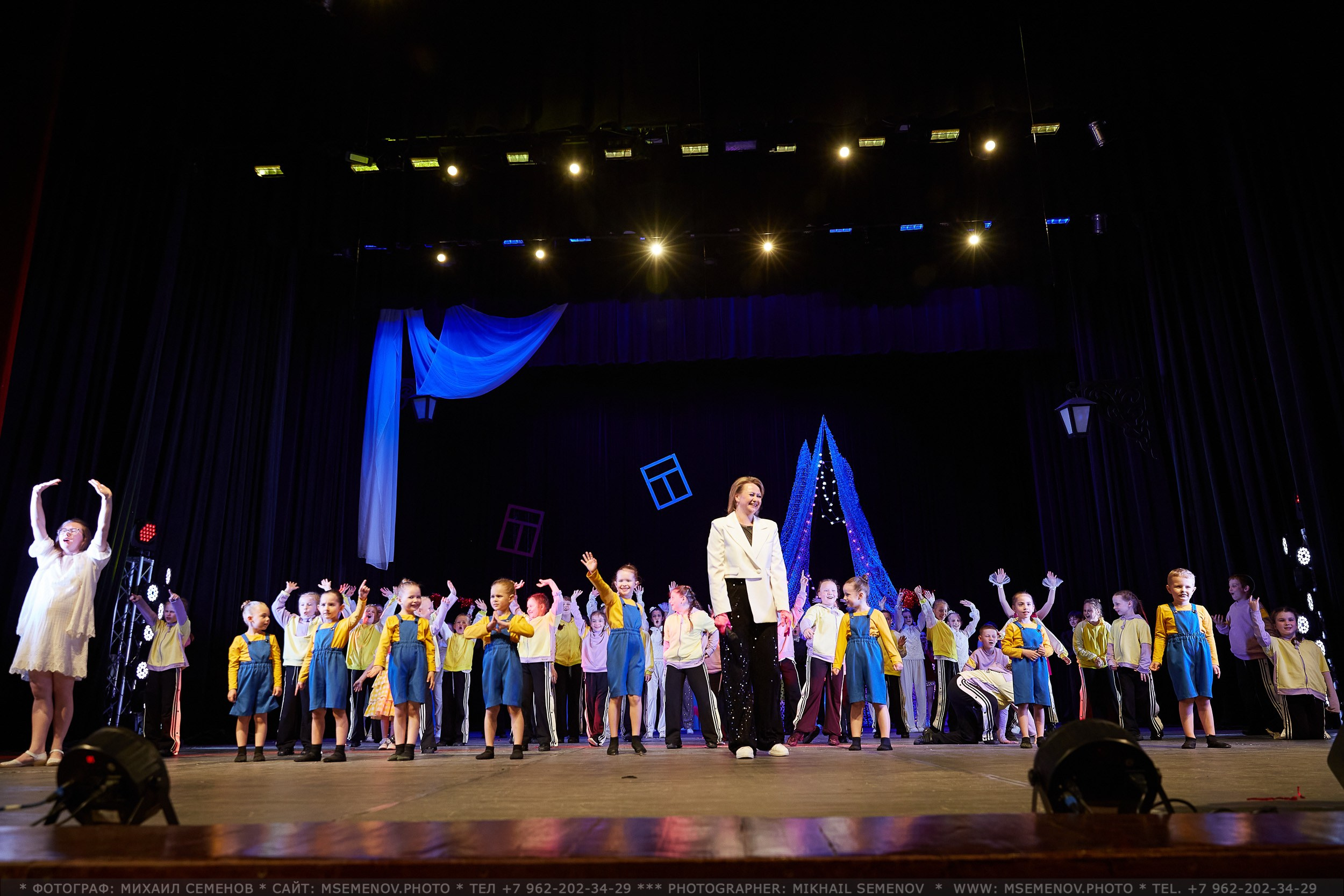 АНОНС фоторепортажа «Танцуй вопреки…» Танцевальный клуб «Априори». Фотограф, фотопроекты Михаила Семенова в Ярославле. Фотошкола