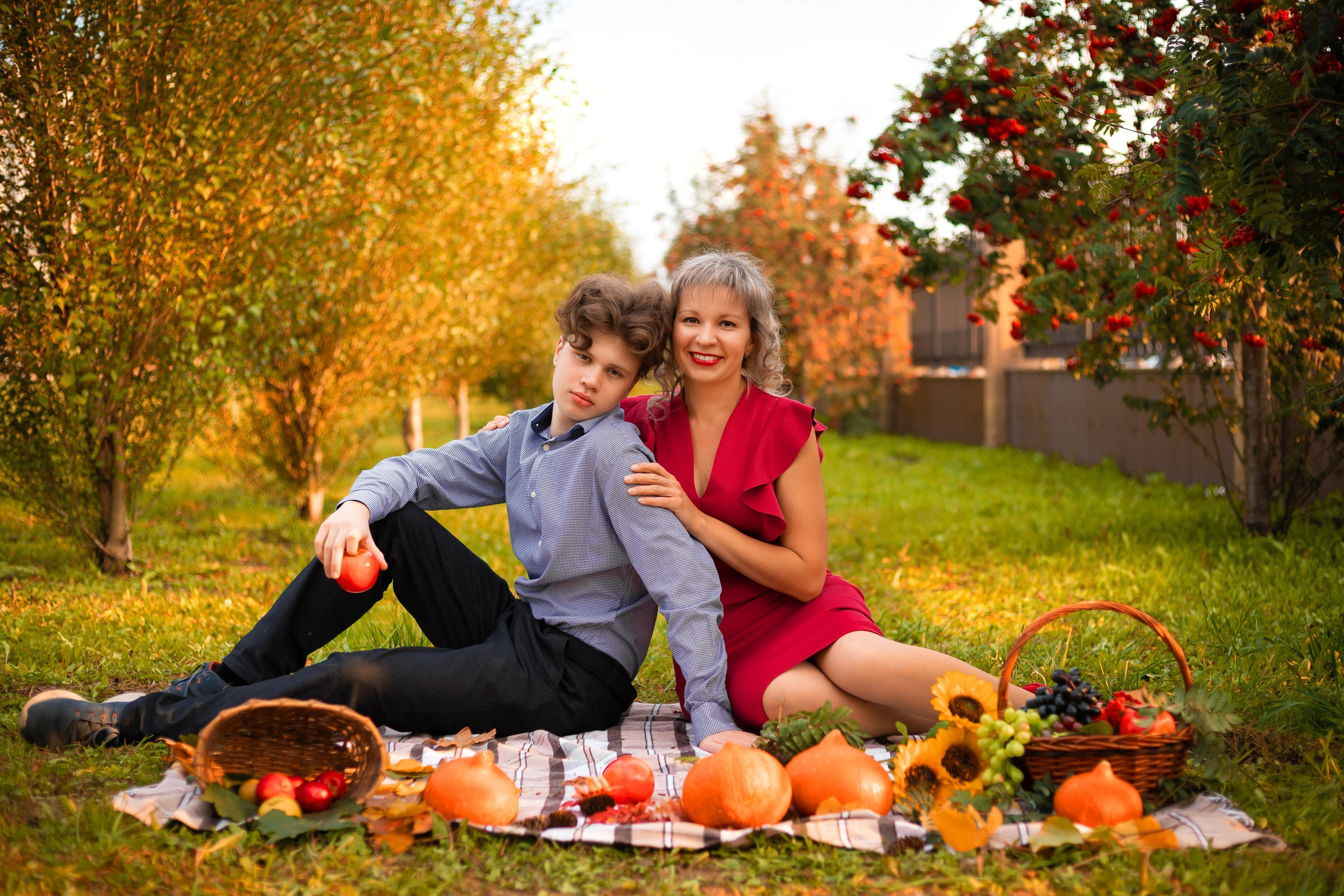 © Фотостудия "Олеся". Все права защищены. "Любое использование или копирование материалов или элементов дизайна сайта допускается только с разрешения правообладателя и со ссылкой на источник".