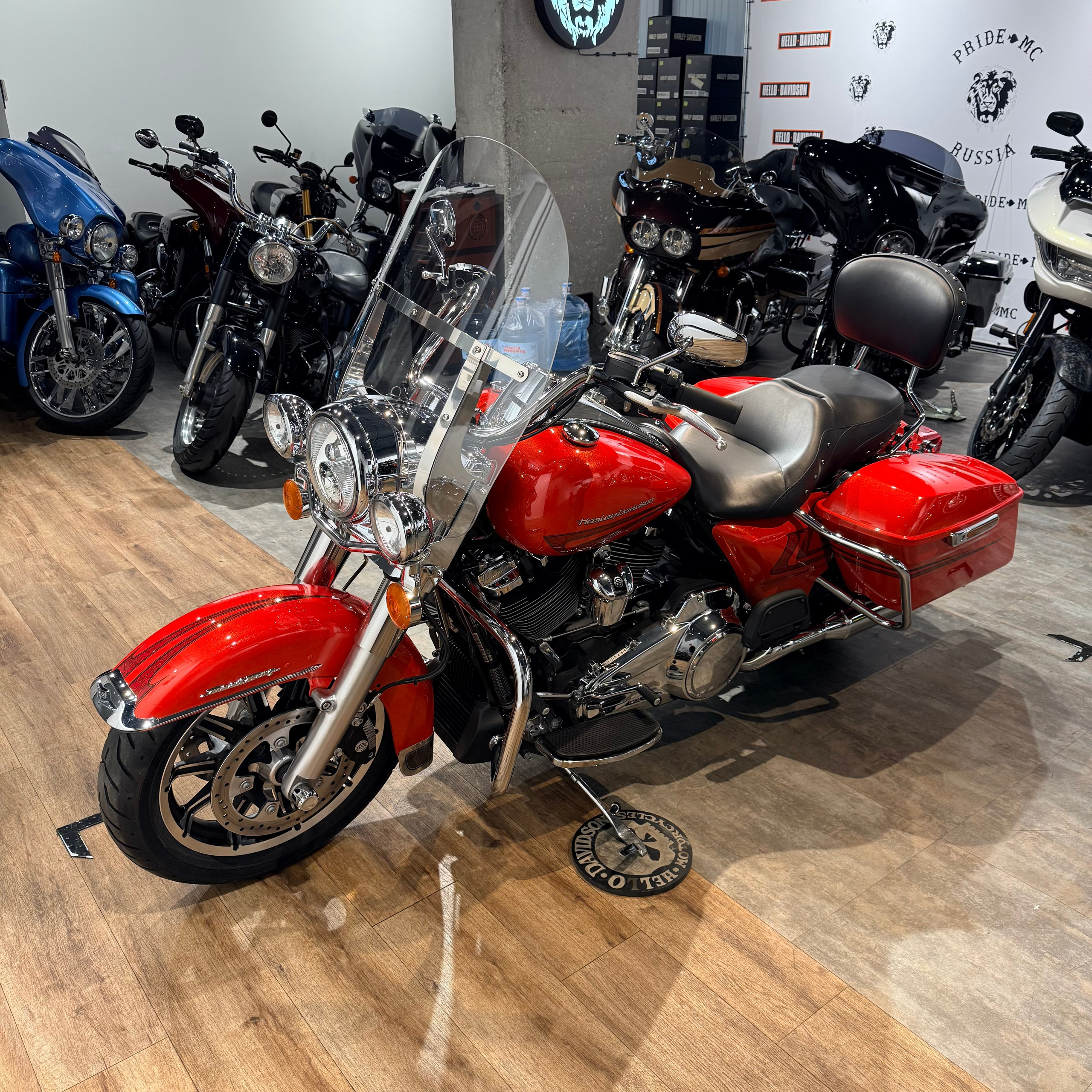 2017 Road Кing 107 АВS Laguna Orаngе. Hello Davidson, Москва. Только хорошие мотоциклы…