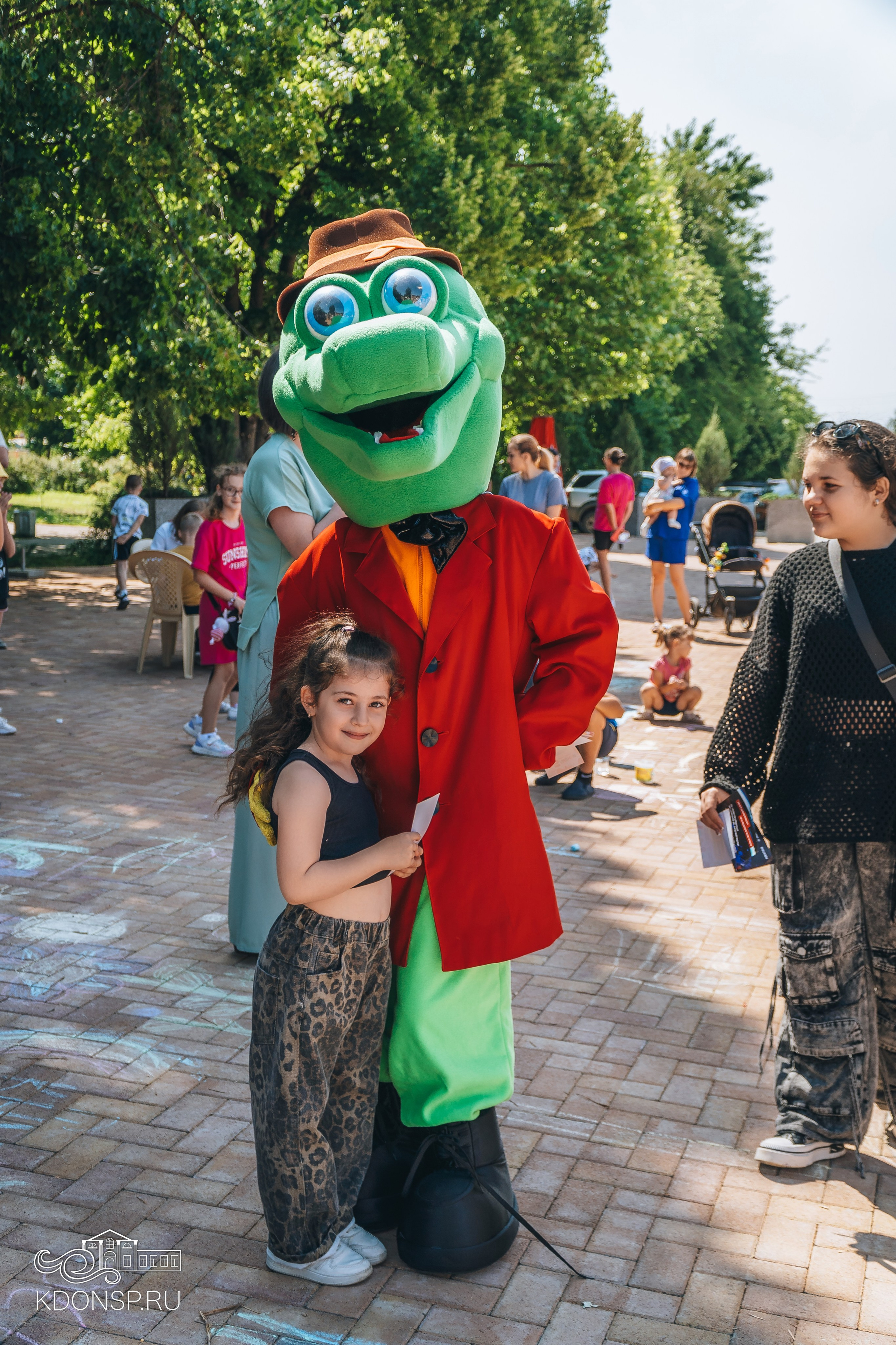 Должны смеяться дети. Новотитаровский Дом культуры