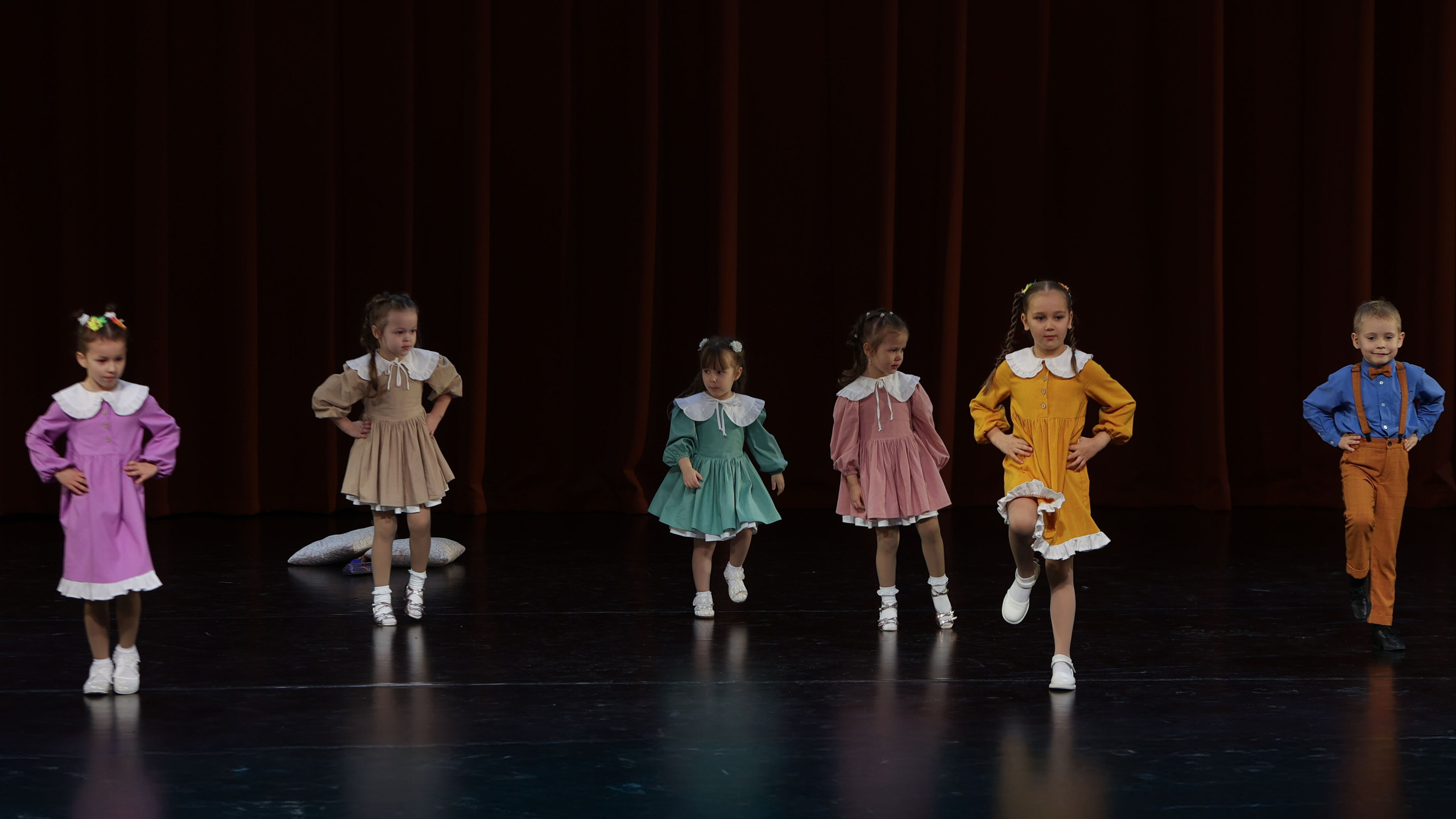 Фестиваль хореографического искусства «КУБОК ЛЕГЕНДЫ — 2025». Выпускные альбомы и школьный фотограф в Подольске, Троицке, Щербинке, Москве и Московской области