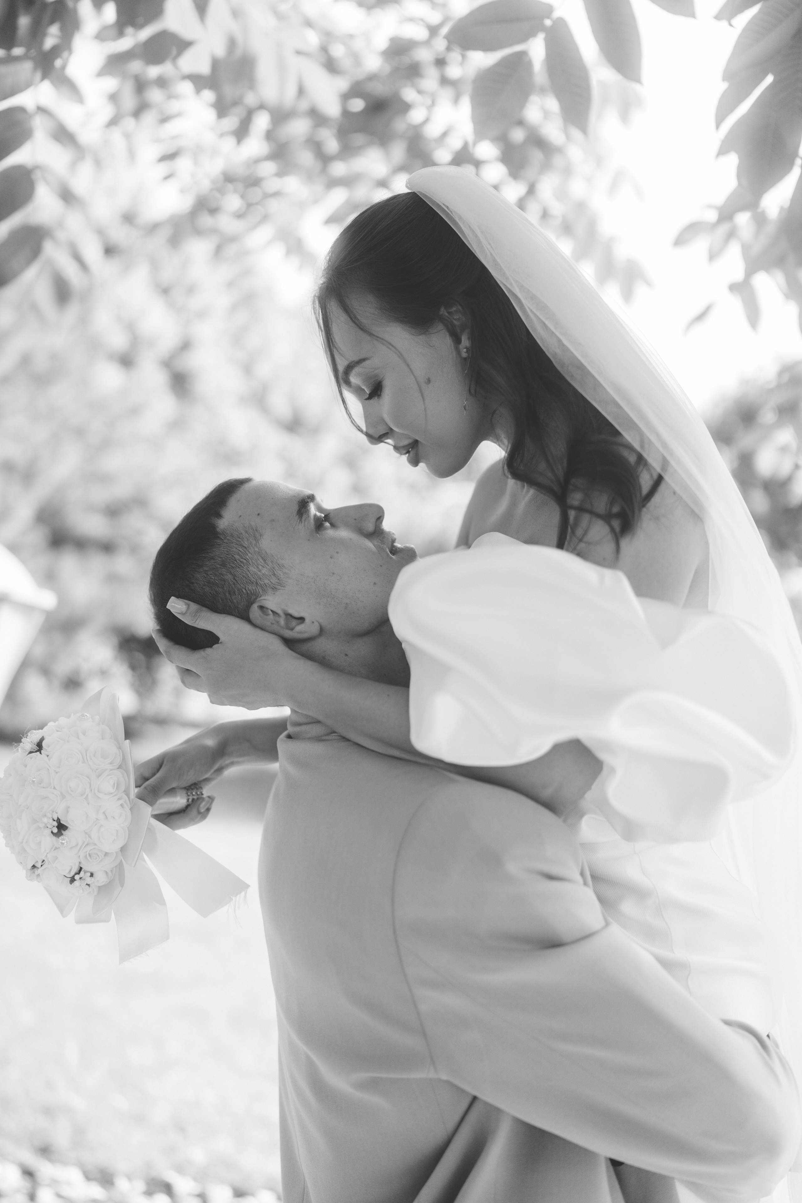 Предсвадебная прогулка Александр и Юлия. Свадебный и индивидуальный фотограф Аля Мамакова