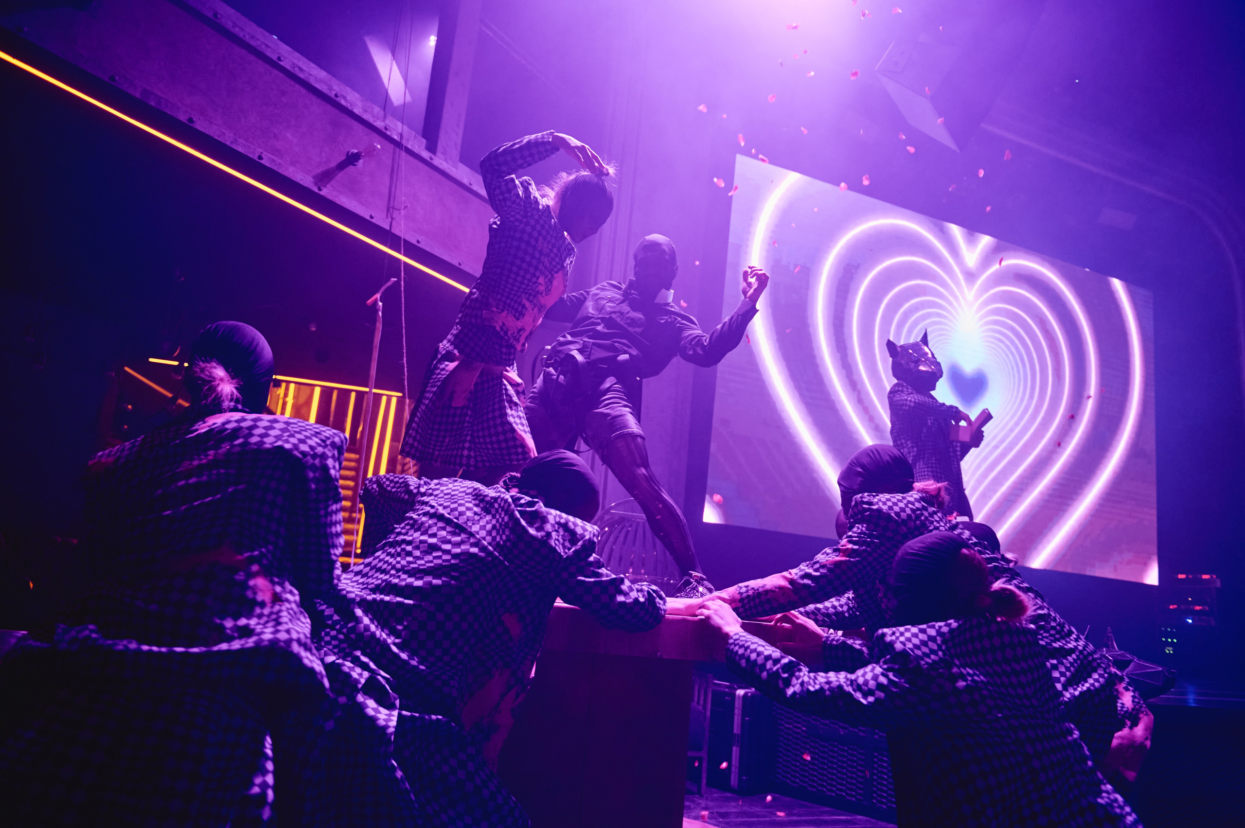 Спектакли и перформансы. Арт-группа СТРОКА