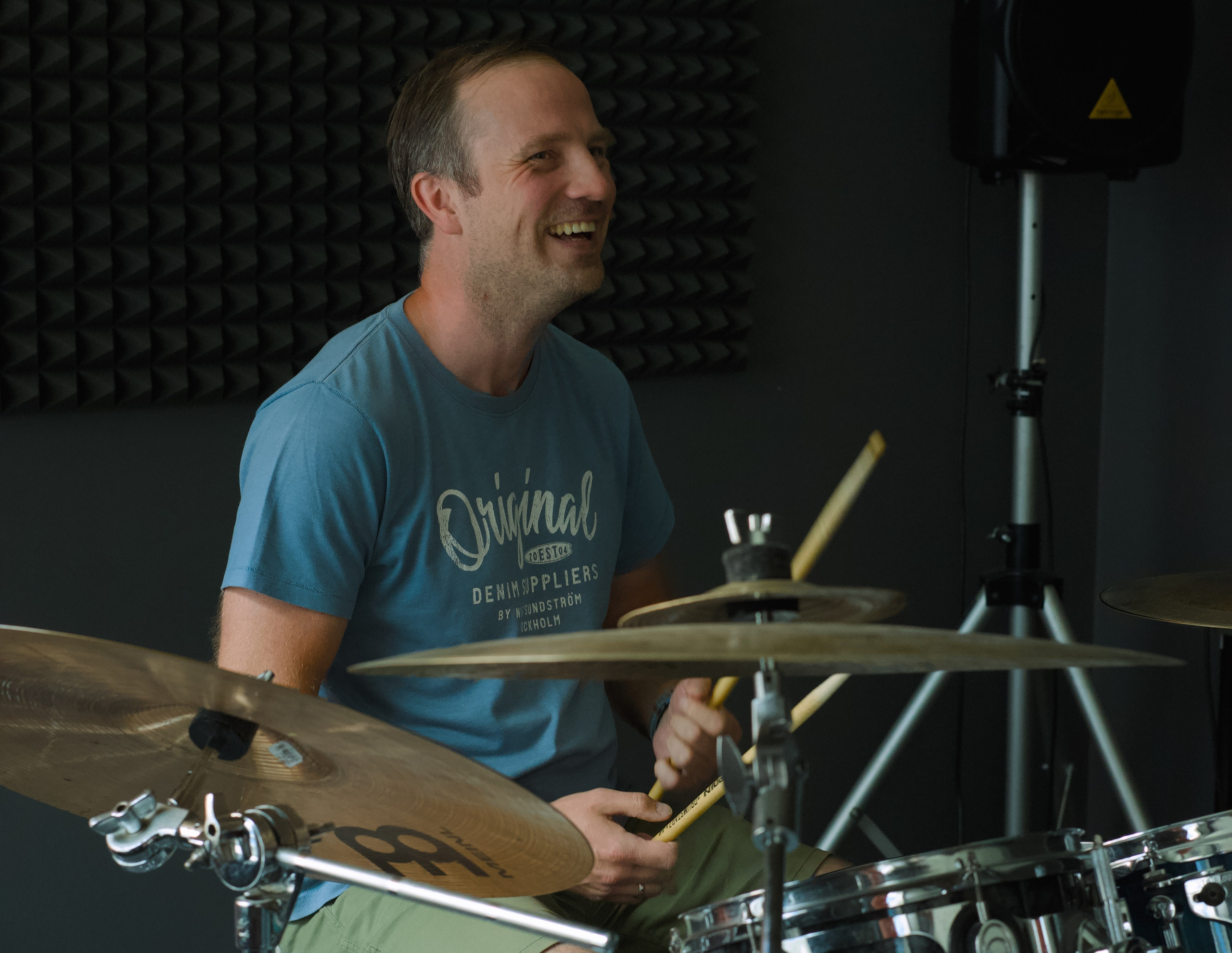 Drums session photos. Visual art from artist Anna Butyrskaia for families and individuals