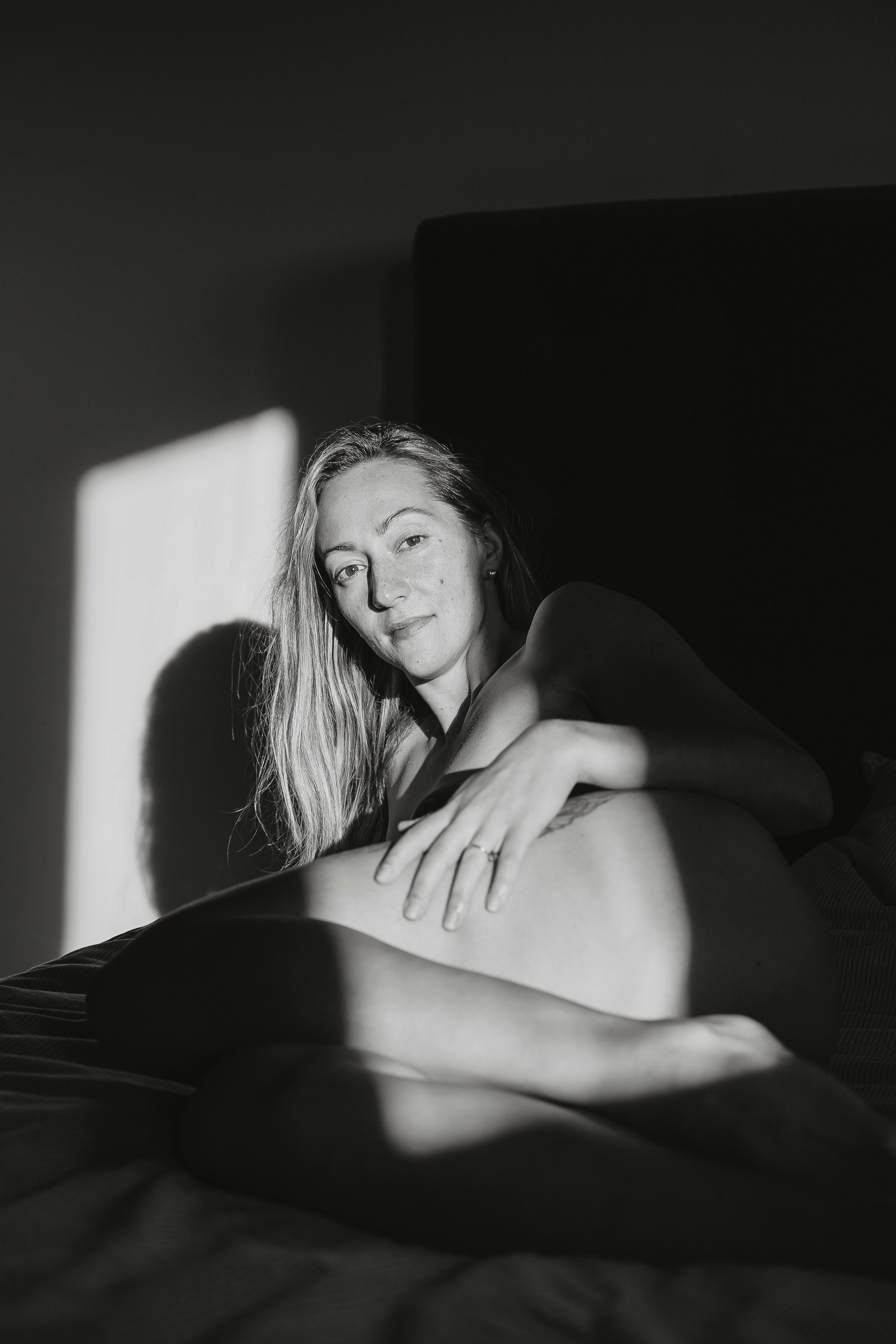 ESSENZA DELLA FEMMINILITÀ. Fotografa di Famiglia in Toscana, Lucca