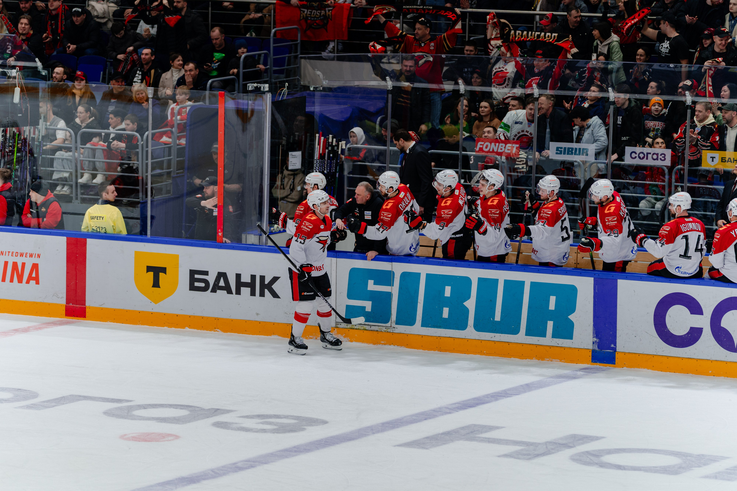 КХЛ КУНЬЛУНЬ РС — АВАНГАРД 22 МАРТА 2025. Репортажный фотограф в Москве Измалков Артем