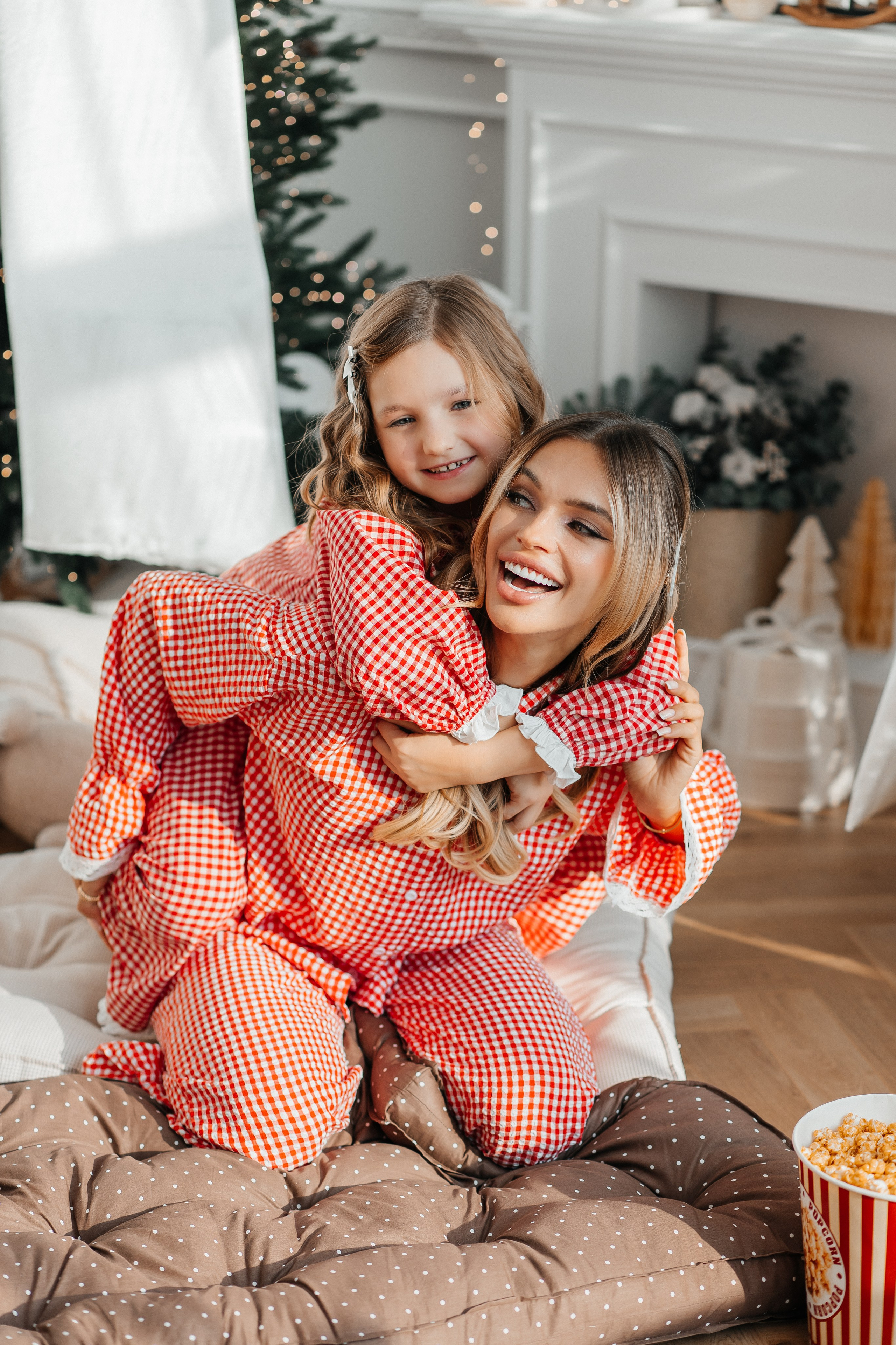 Семейная студийная съемка. Семейный фотограф в Сочи, Лоо, Дагомысе, Вардане Кучумова Олеся