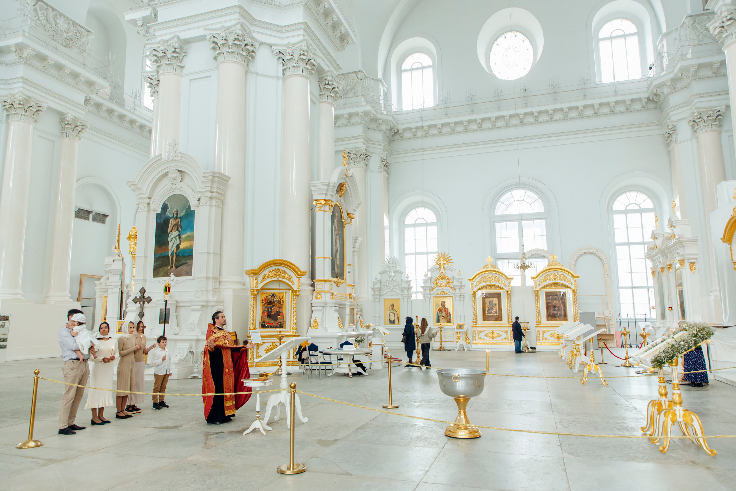 Смольный собор. Фотограф на крещение в Санкт Петербурге