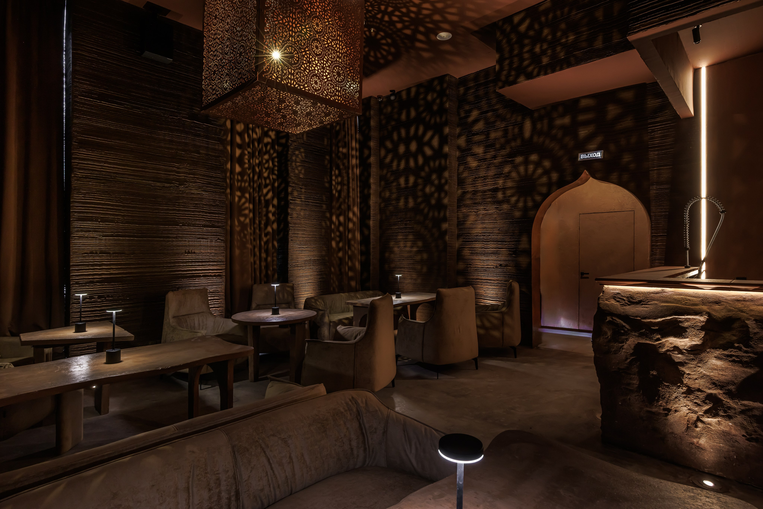 Интерьерная фотосъёмка кафе, ресторанов и баров в Москве. Интерьерный фотограф Дмитрий Медведев. Фуд-фотограф в Москве Дмитрий Медведев. Фуд-фото и контент для ресторанов, кафе и баров