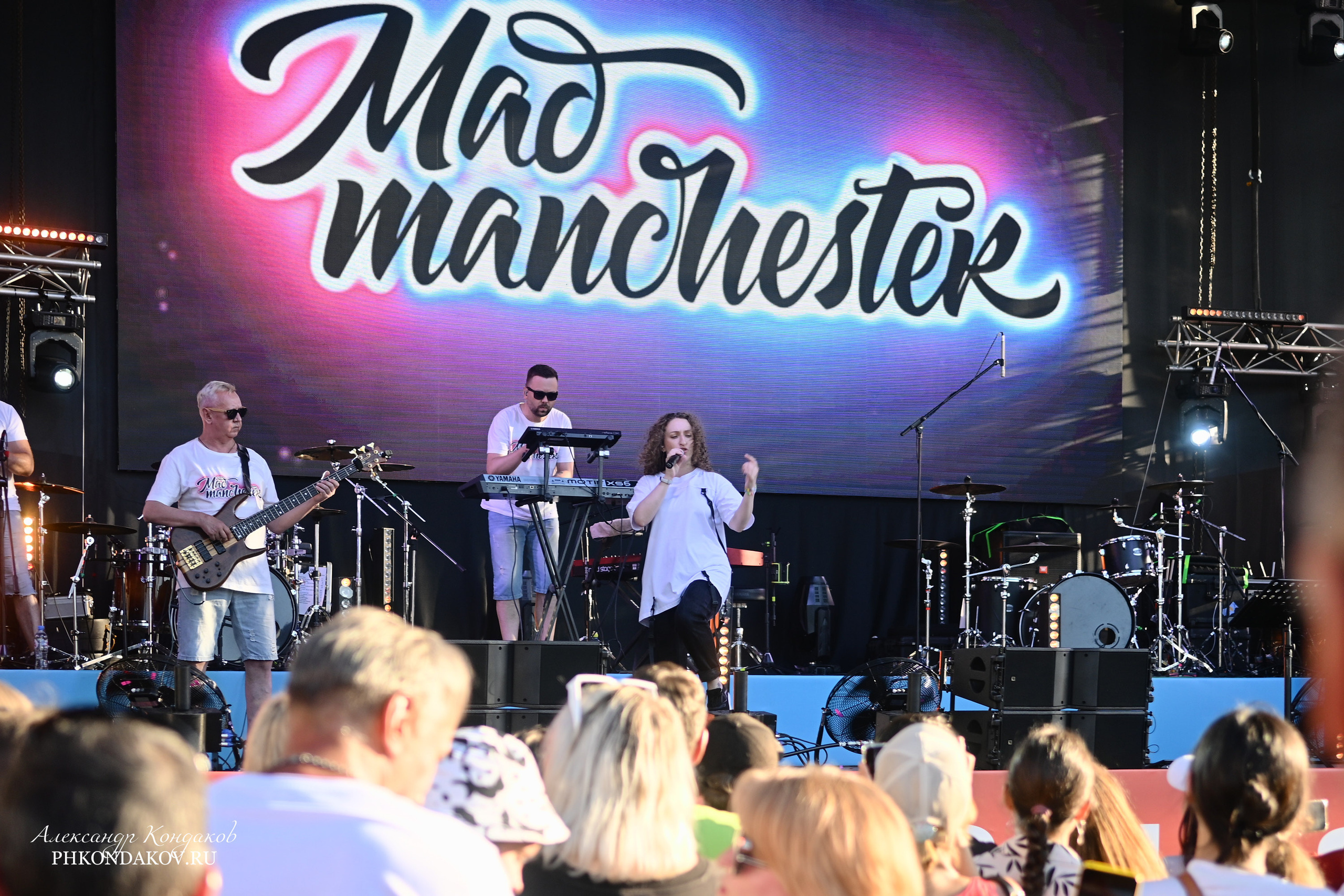 Съемка дня города в Иваново. Фотограф в Иваново: Каталожная съемка одежды и постельного белья, Wildberries