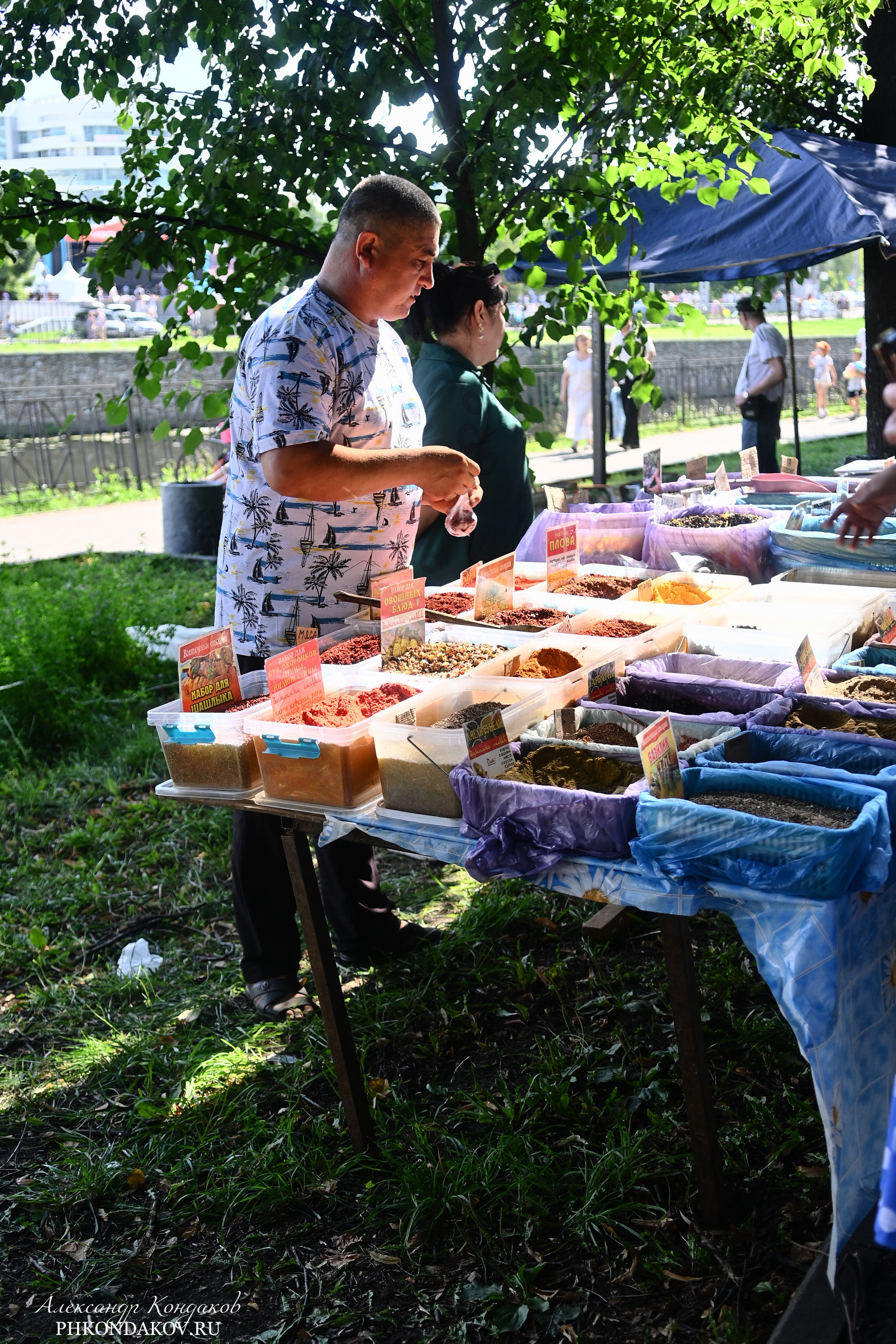 Съемка дня города в Иваново. Фотограф в Иваново: Каталожная съемка одежды и постельного белья, Wildberries