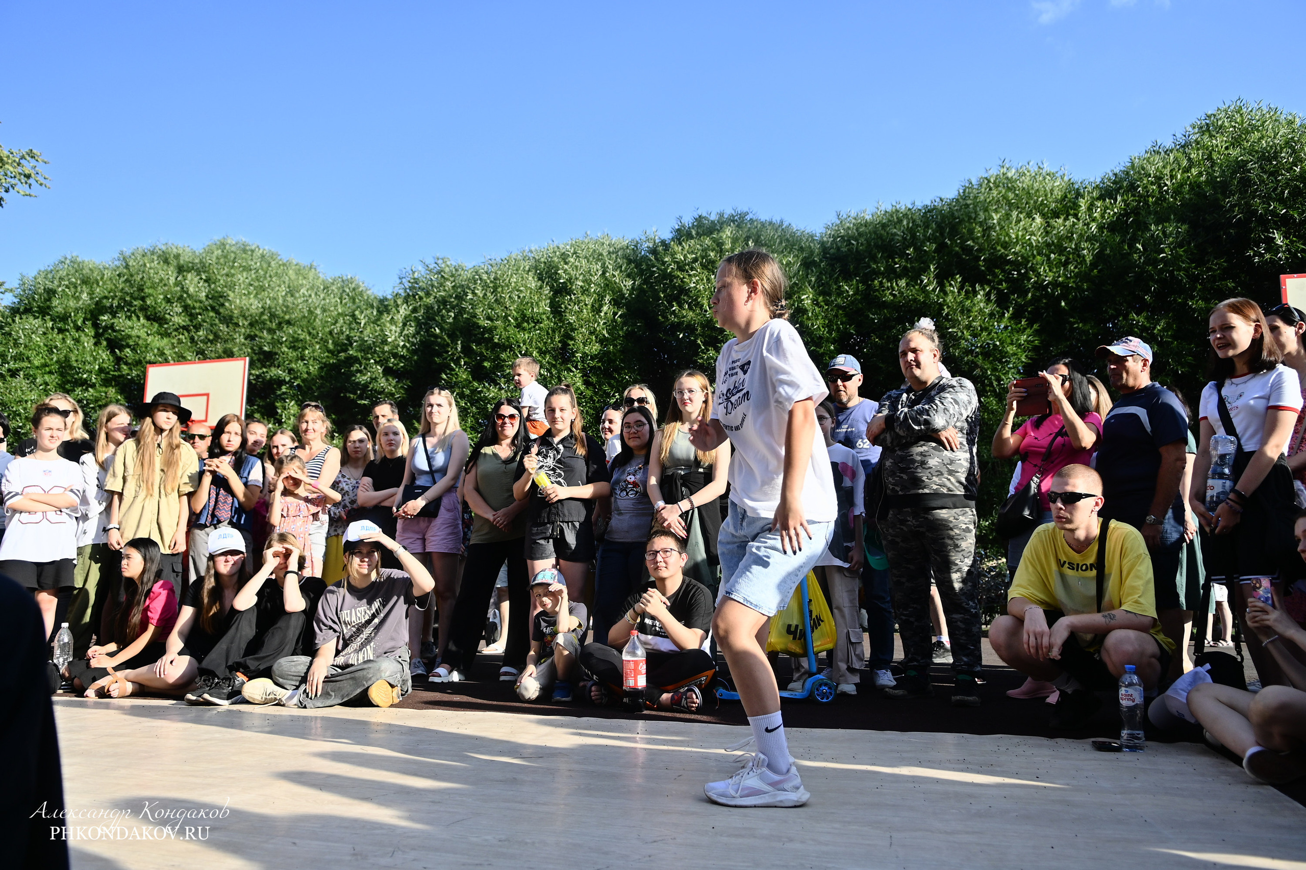 Съемка дня города в Иваново. Фотограф в Иваново: Каталожная съемка одежды и постельного белья, Wildberries