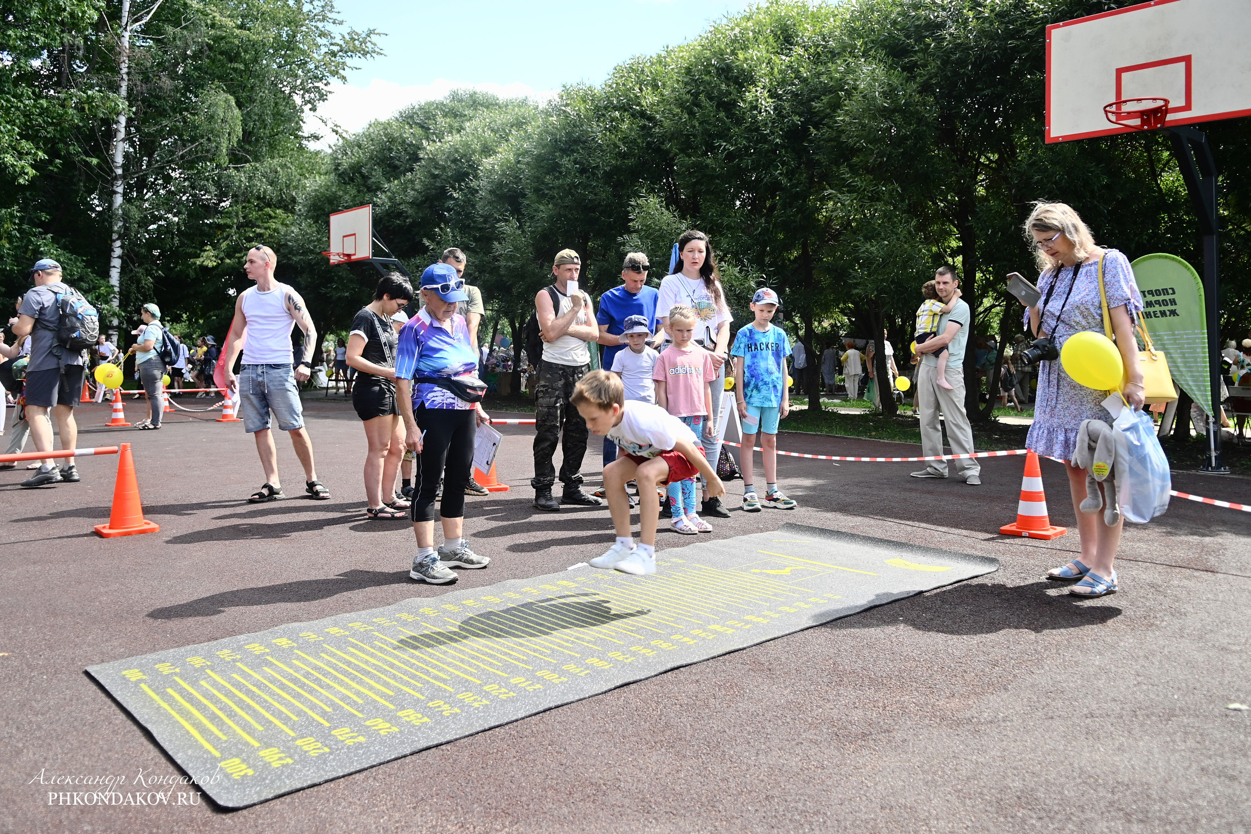 Съемка дня города в Иваново. Фотограф в Иваново: Каталожная съемка одежды и постельного белья, Wildberries
