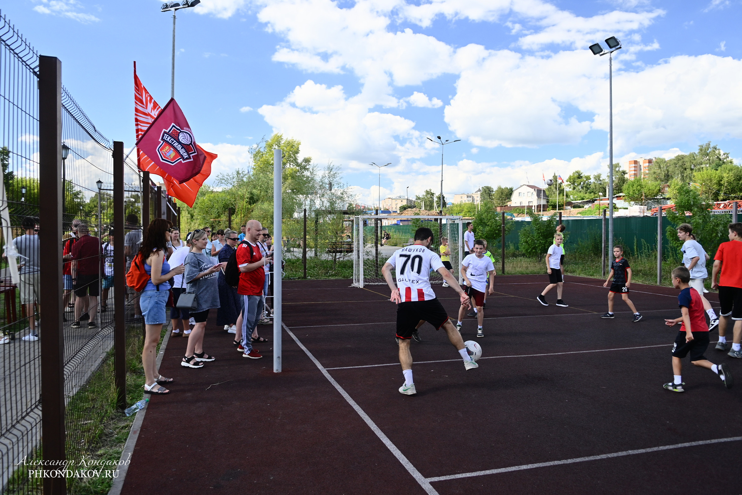 Съемка дня города в Иваново. Фотограф в Иваново: Каталожная съемка одежды и постельного белья, Wildberries