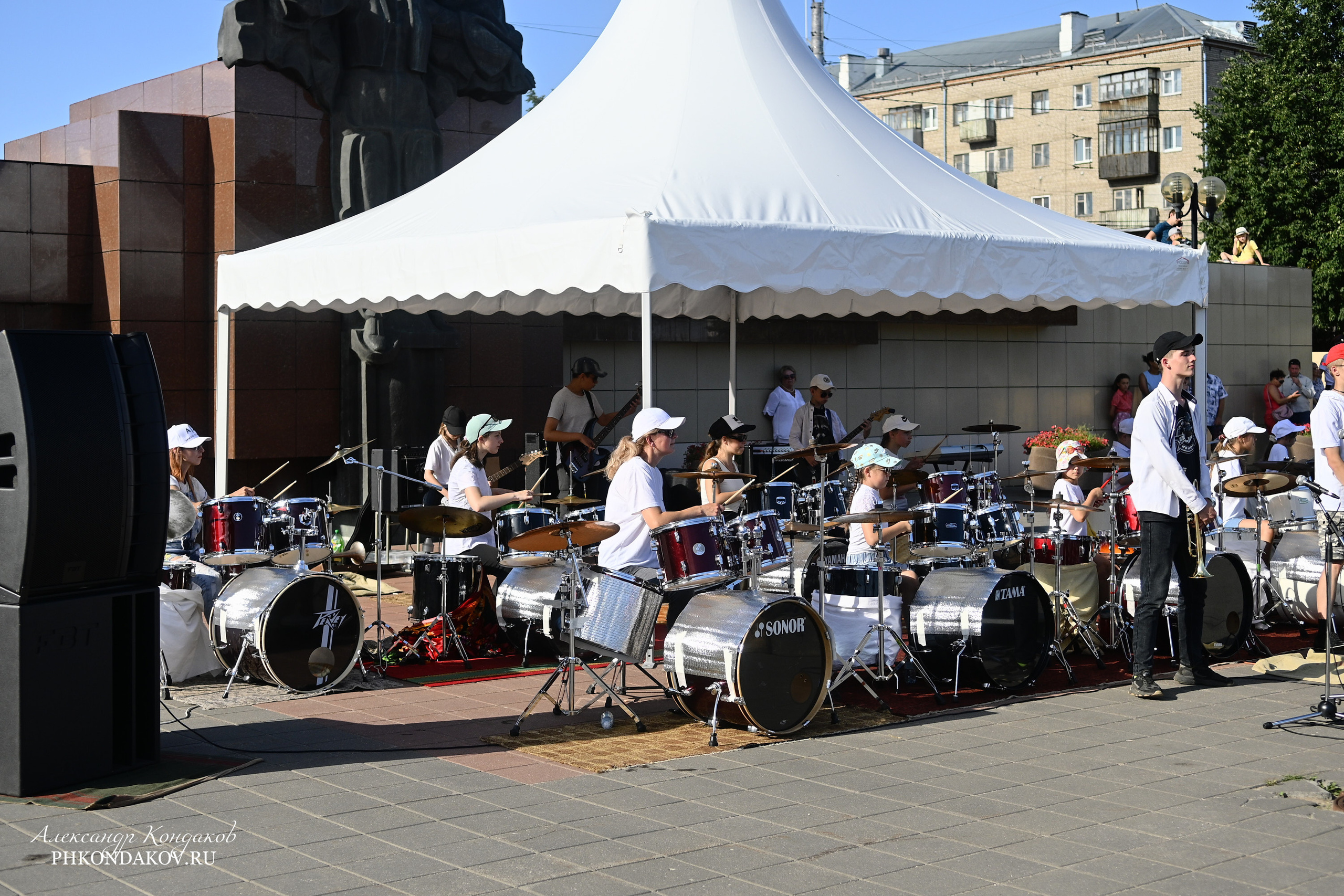 Съемка дня города в Иваново. Фотограф в Иваново: Каталожная съемка одежды и постельного белья, Wildberries