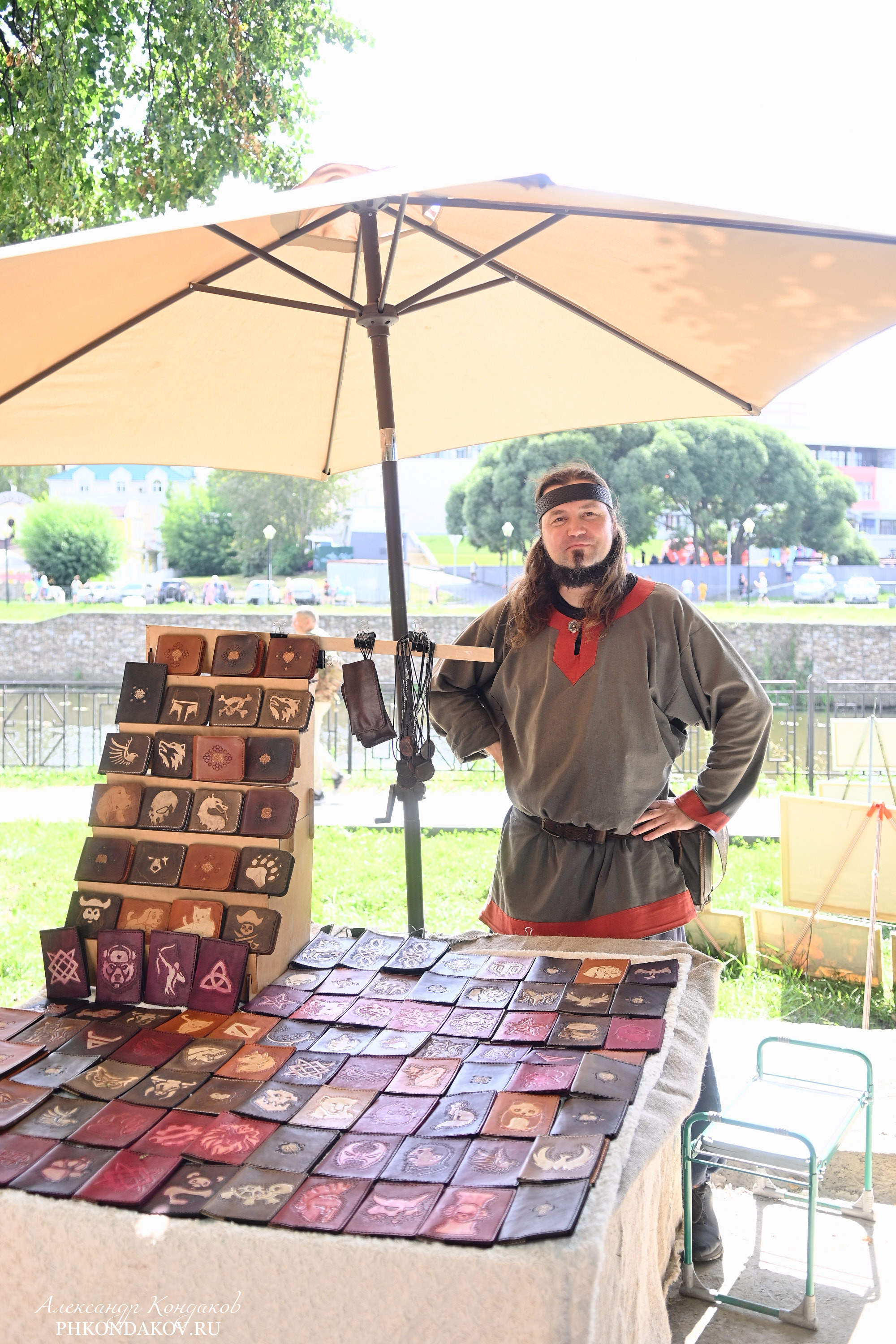 Съемка дня города в Иваново. Фотограф в Иваново: Каталожная съемка одежды и постельного белья, Wildberries