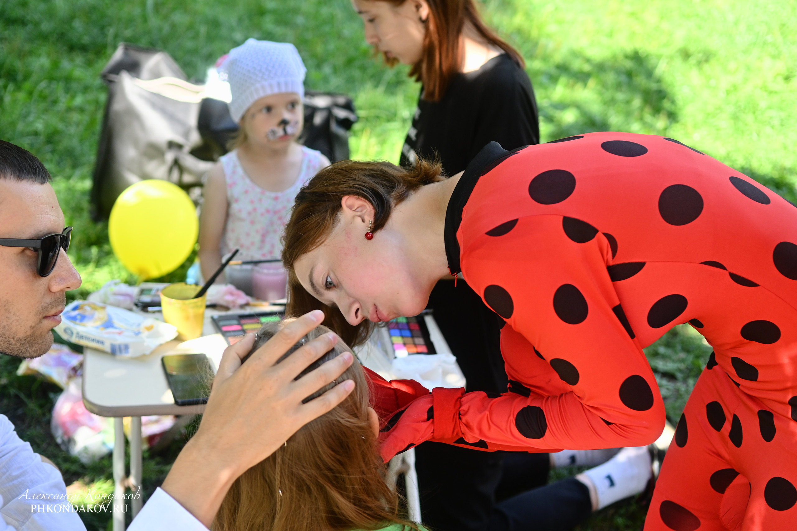 Съемка дня города в Иваново. Фотограф в Иваново: Каталожная съемка одежды и постельного белья, Wildberries