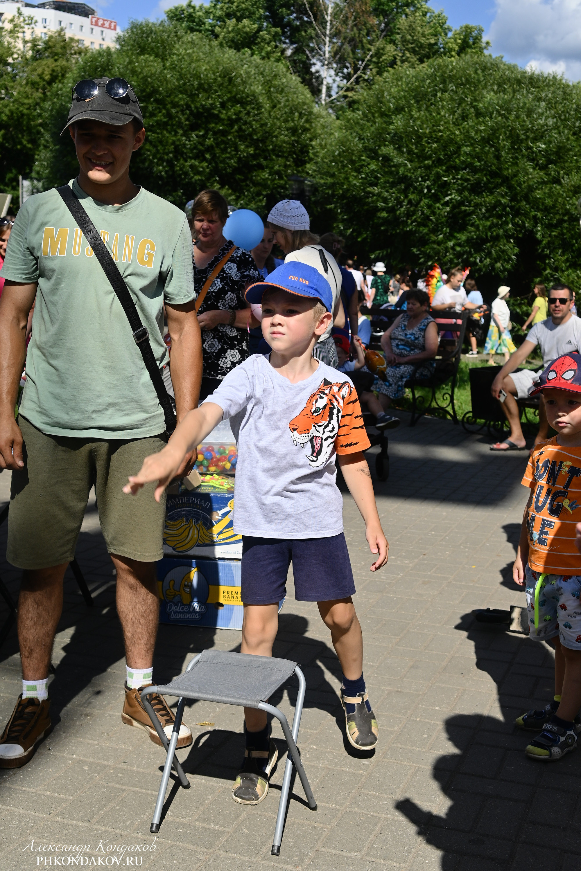 Съемка дня города в Иваново. Фотограф в Иваново: Каталожная съемка одежды и постельного белья, Wildberries