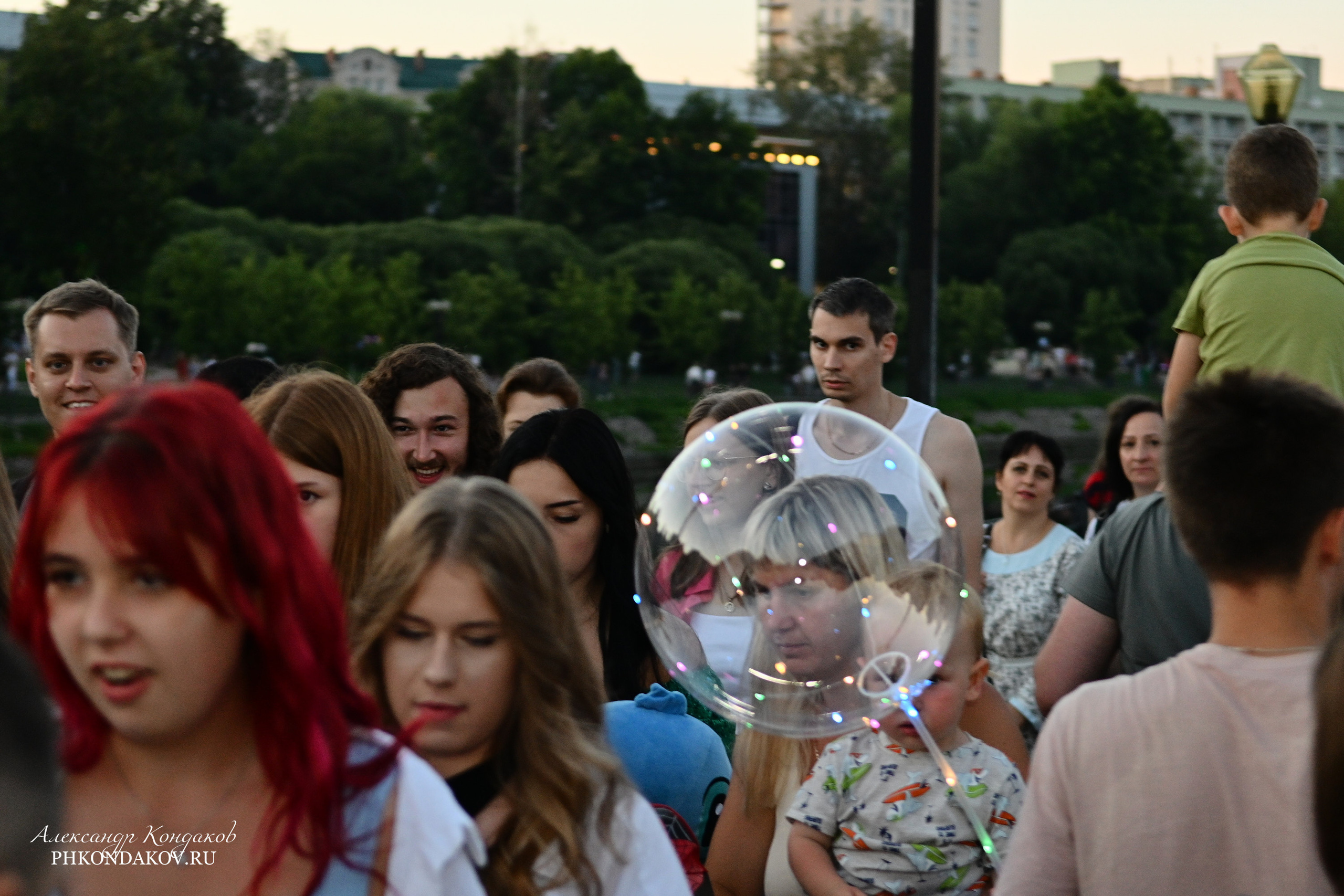 Съемка дня города в Иваново. Фотограф в Иваново: Каталожная съемка одежды и постельного белья, Wildberries